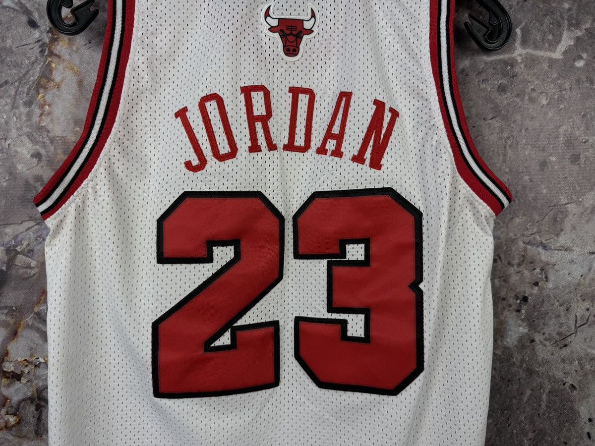 Jordan Brand Men’s Nike Bulls 23 Jordan Sleeveless T-Shirt Size Small Size US S / EU 44-46 / 1 - 12 Thumbnail
