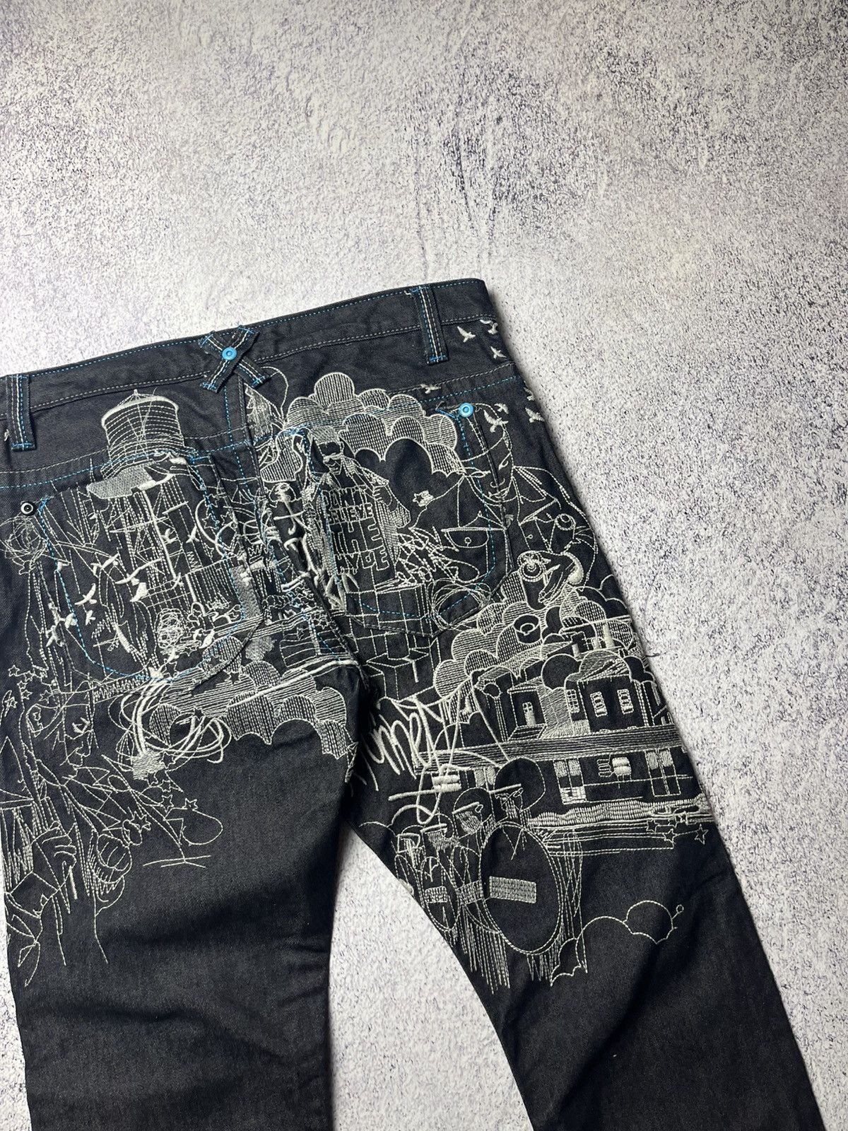 Japanese Brand 0Os VINTAGE Avant Garde Big logo Japanese Baggy Pants Y2K Size US 33 - 5 Thumbnail