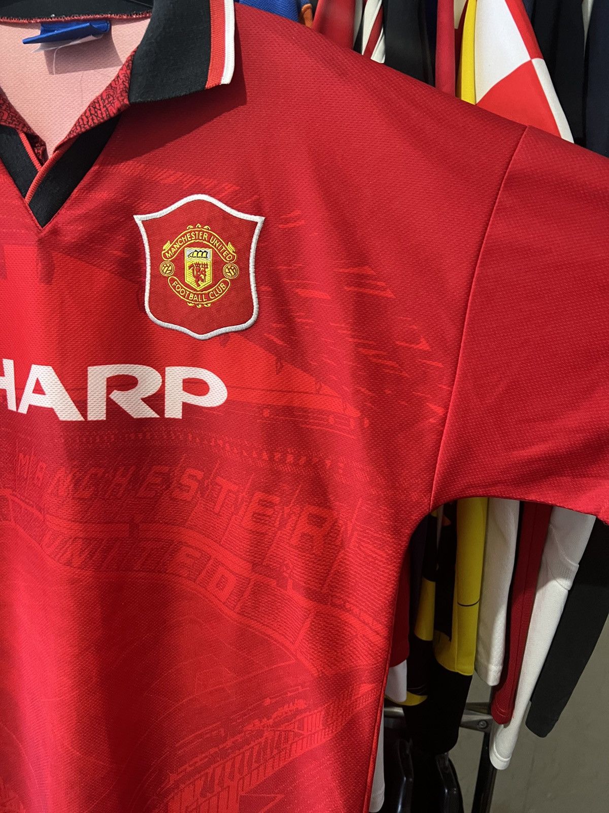 Umbro 1994/1995 UMBRO MANCHESTER UNITED HOME FOOTBALL SHIRT SIZE L Size US L / EU 52-54 / 3 - 10 Thumbnail