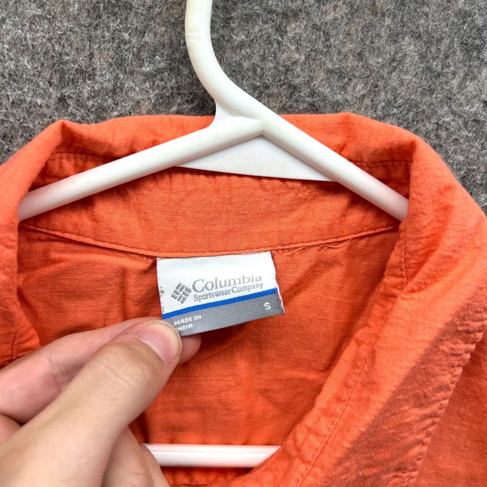 Vintage VINTAGE? No — Columbia Shirt Womens Small Orange Button Down Short Sleeve Outdoors Hike Size S / US 4 / IT 40 - 2 Thumbnail