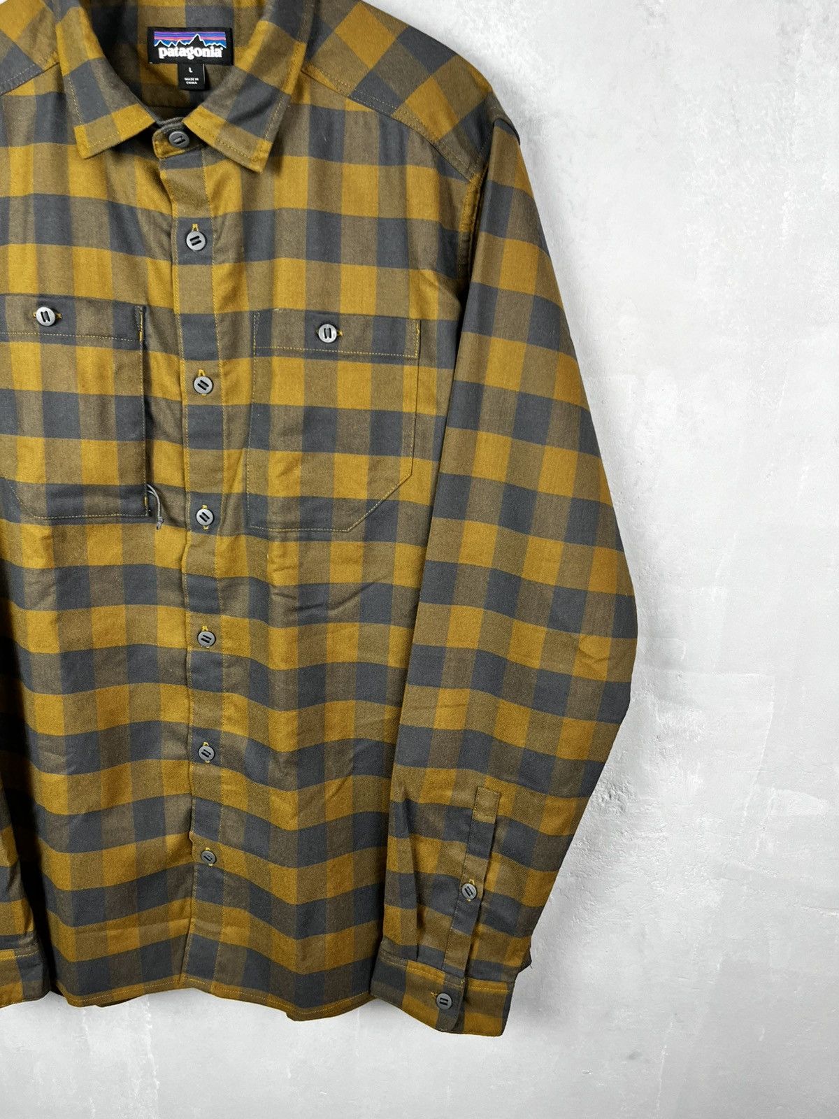 Patagonia Patagonia button shirt street style Size US L / EU 52-54 / 3 - 4 Thumbnail