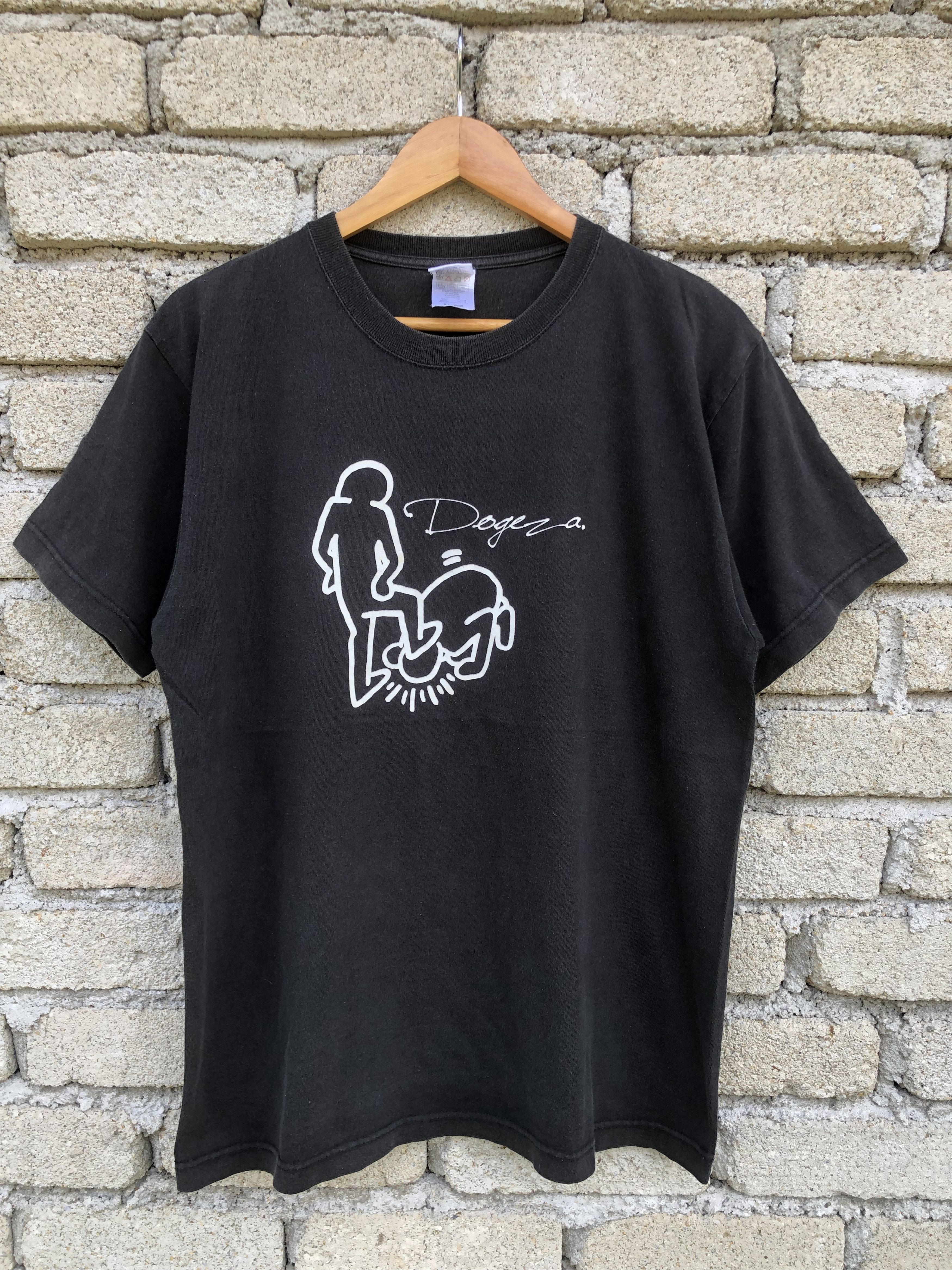 Vintage Vintage Sunfaded Dogera Keith Haring Art Tee Size US L / EU 52-54 / 3 - 1 Thumbnail