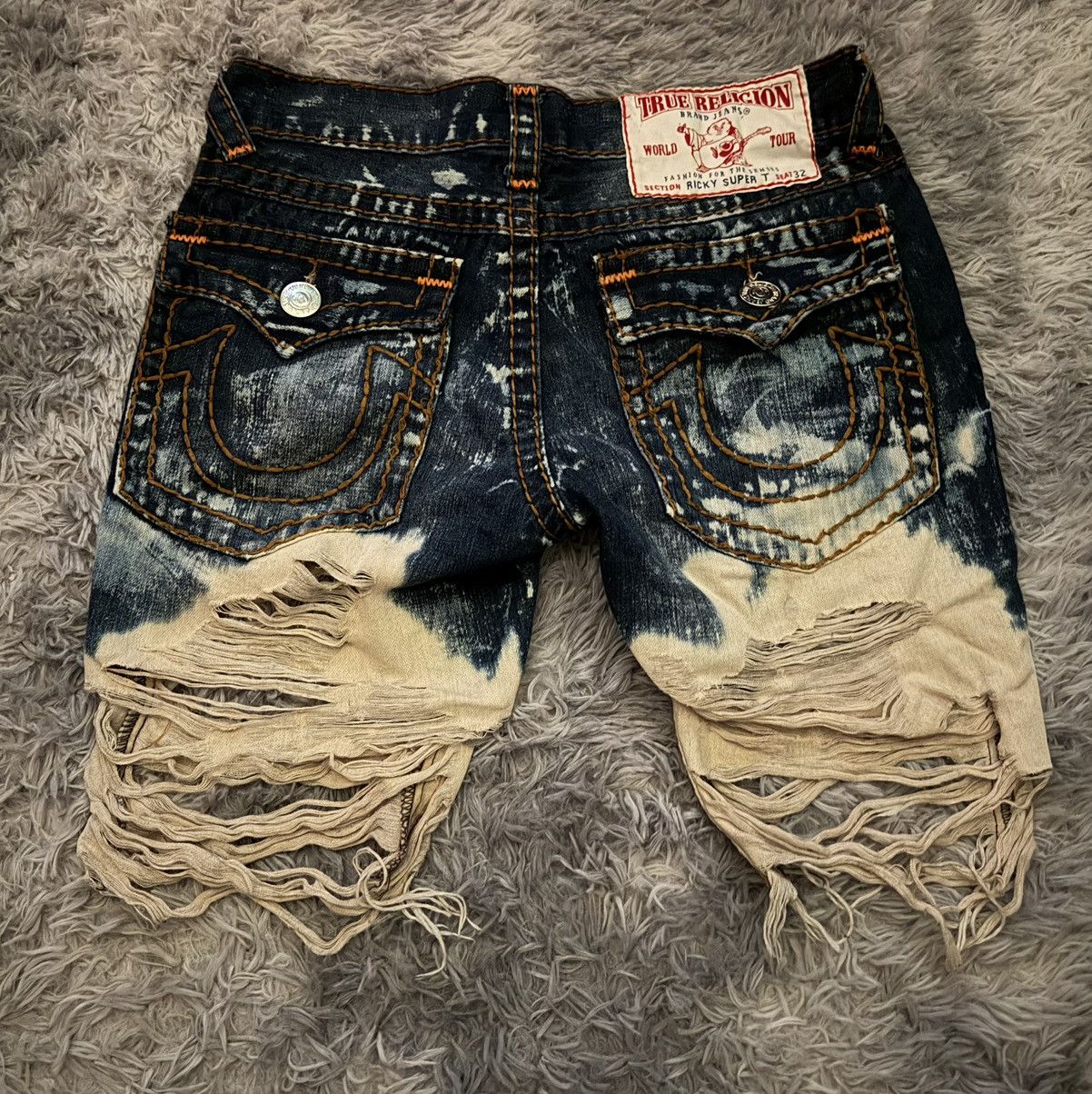 True Religion True Religion OG very distressed Denim Shorts Size 32 Size US 32 / EU 48 - 1 Thumbnail