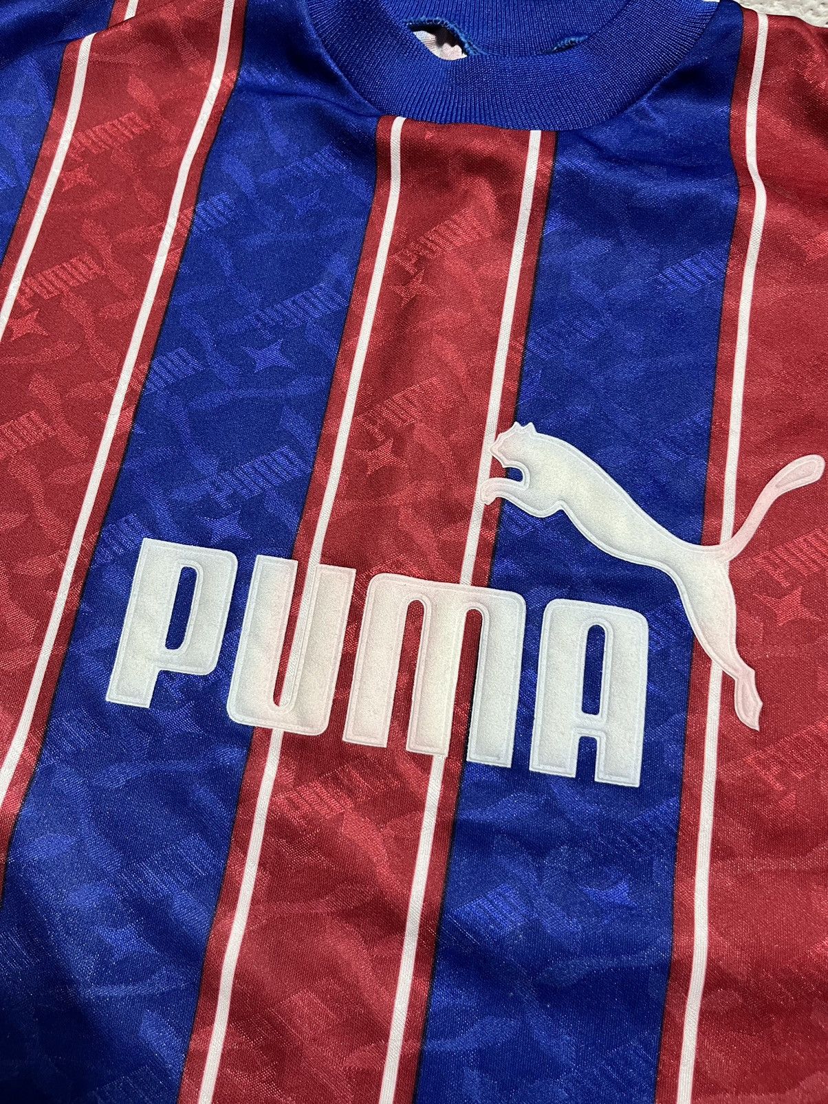 Puma × Vintage Vintage Puma Made in UK Soccer Football Jersey T Shirt Size US M / EU 48-50 / 2 - 6 Thumbnail