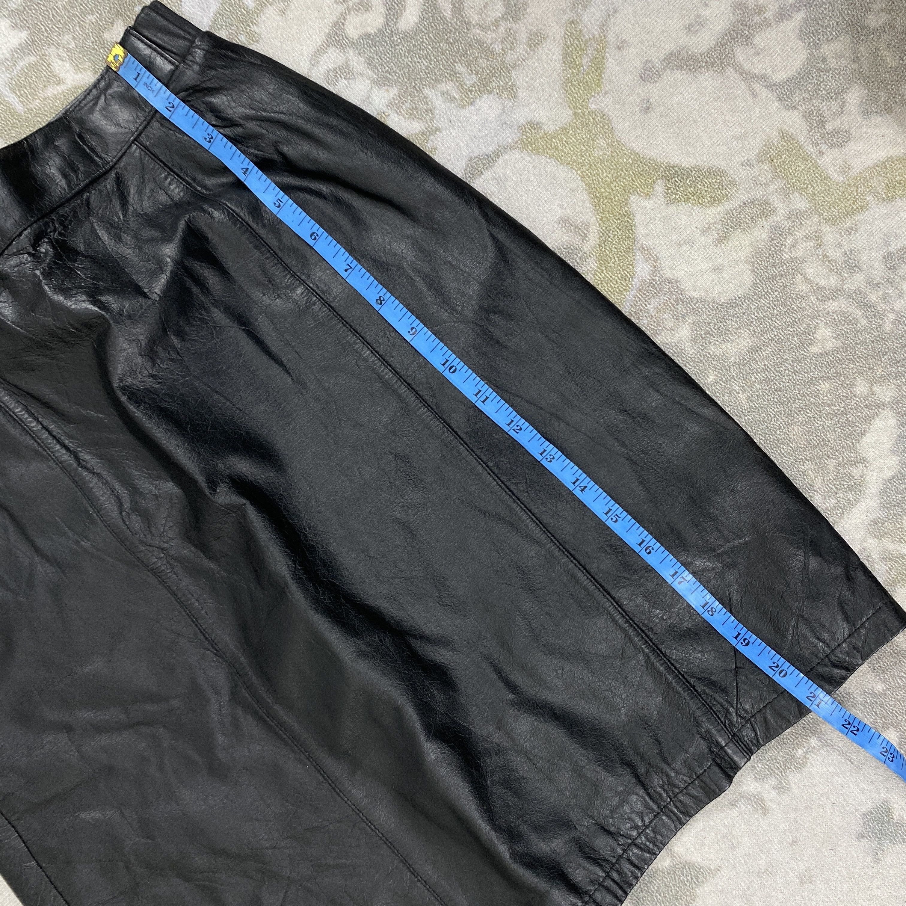 Leather Japanese Brand Black Leather Skirt Women- J417 Size 24" / US 00 / IT 34 - 4 Thumbnail