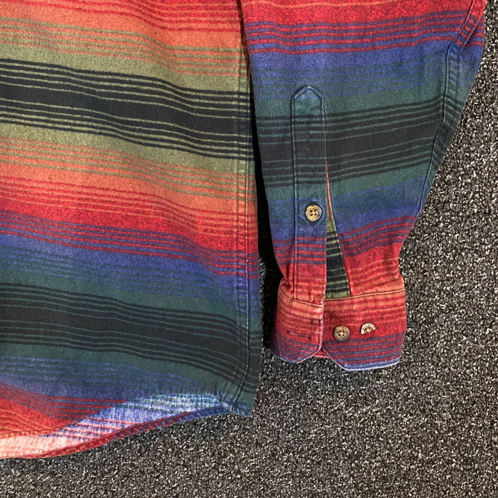 Vintage Woolrich Shirt Mens XL Red Blue Striped Button-Up Casual Flannel L/S Shirt Mens XL Red Blue Striped Button-Up Casual Flannel L/S Size US XL / EU 56 / 4 - 3 Thumbnail