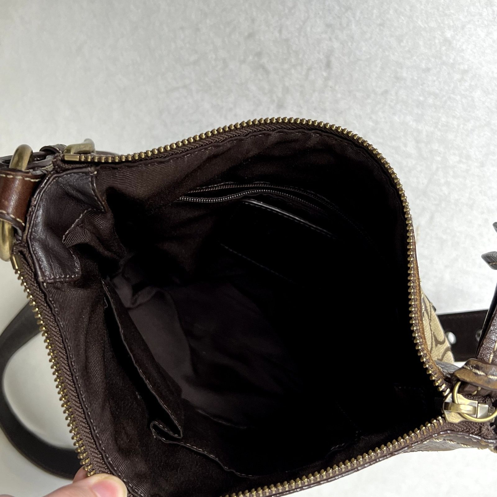 Coach Vintage Coach Signature Crossbody Shoulder Bag Size ONE SIZE - 6 Thumbnail