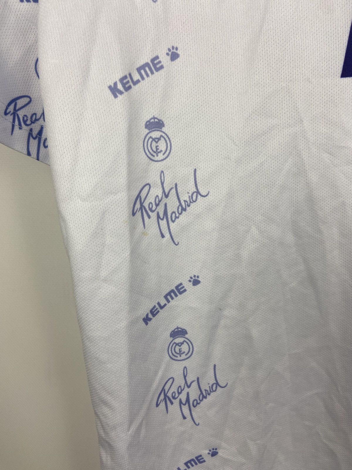 Other Vintage Kelme Real Madrid 95 Football Soccer Shirt Jersey Size US XL / EU 56 / 4 - 7 Thumbnail
