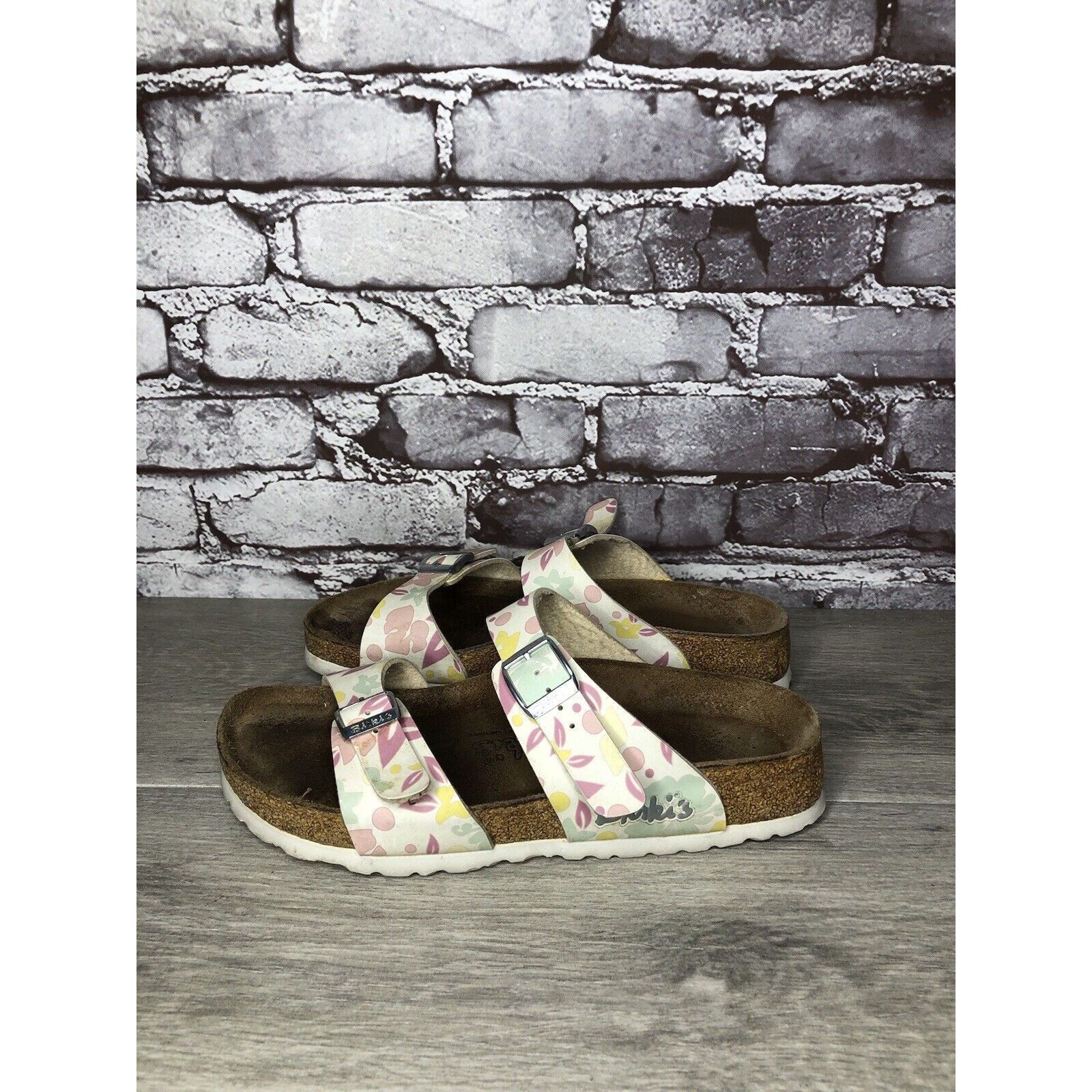Birkenstock Birki's Birkenstock Pink Leather Floral Slides Sandals Women Size US 6.5 / IT 36.5 - 15 Thumbnail