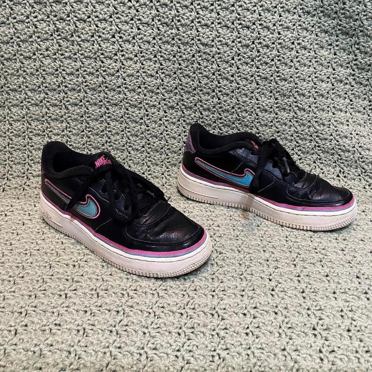 Nike Nike we Air Force 1 Low LV8 'Miami Vice' Size US 5.5 / EU 38 - 2 Thumbnail