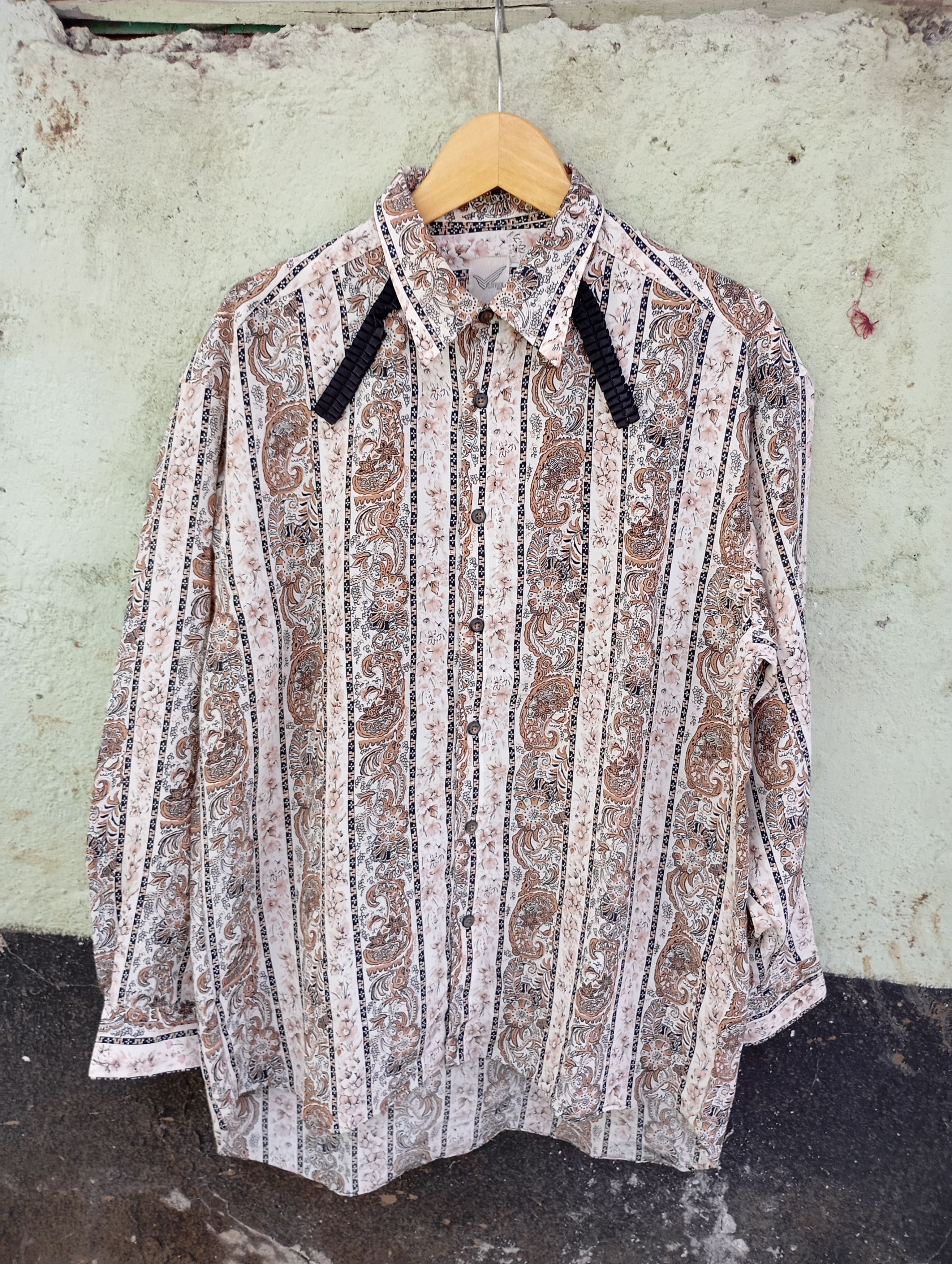 Japanese Brand Vintage 90s Voluptuous Printed Shirt Size L / US 10 / IT 46 - 1 Thumbnail