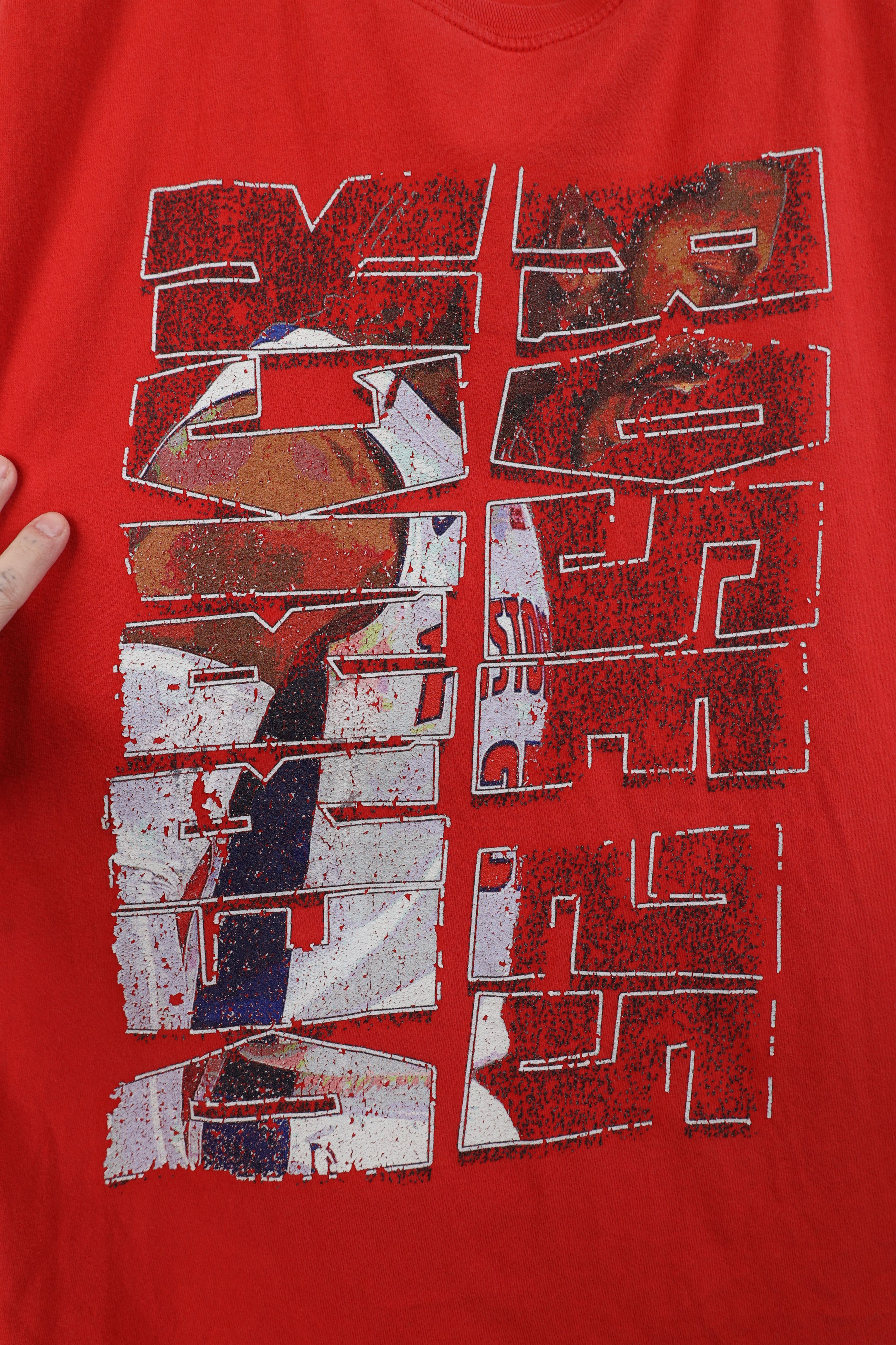 Vintage Y2K Derrick Rose Detroit Pistons Basketball T-Shirt Red #25 Size US XXL / EU 58 / 5 - 8 Thumbnail