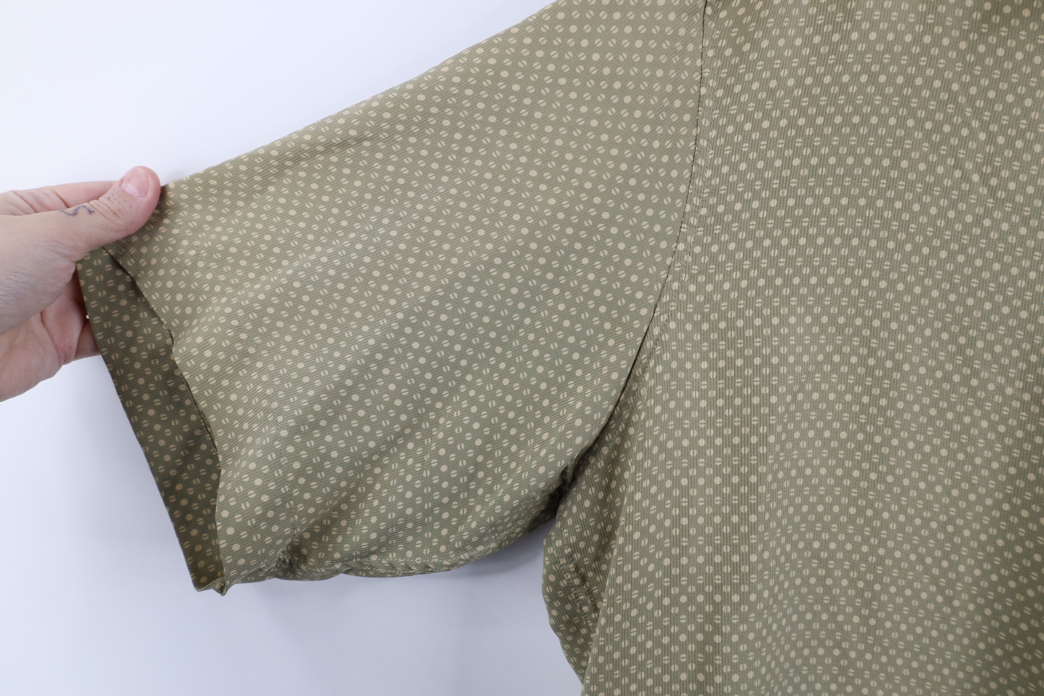 Vintage Vintage 90s Streetwear Polka Dot Short Sleeve Button Shirt Size US L / EU 52-54 / 3 - 5 Thumbnail