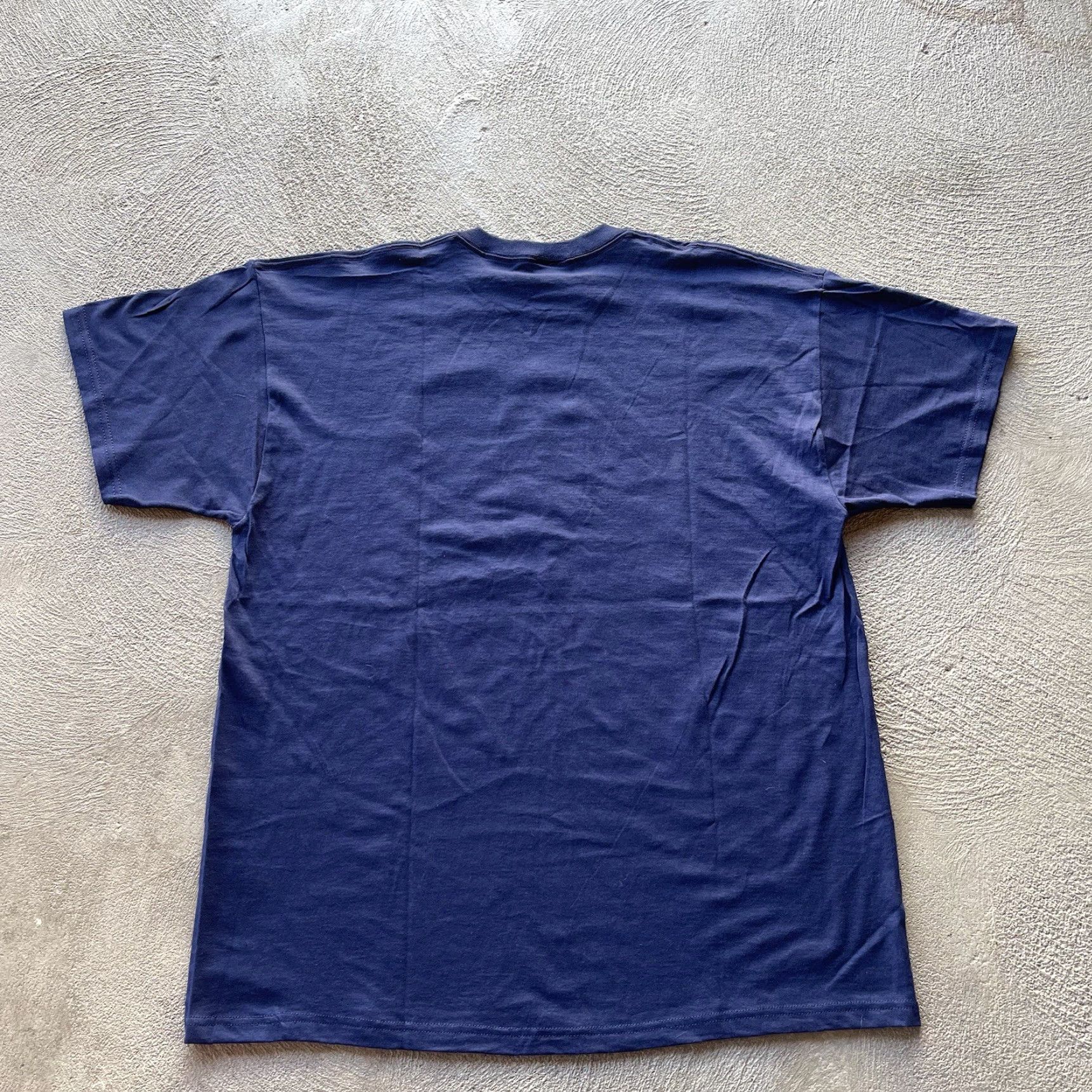 Fruit Of The Loom VINTAGE Fruit of the Loom Goldfish T-Shirt Mens 2XL Blue Solid 90s Snack Size US XXL / EU 58 / 5 - 4 Thumbnail