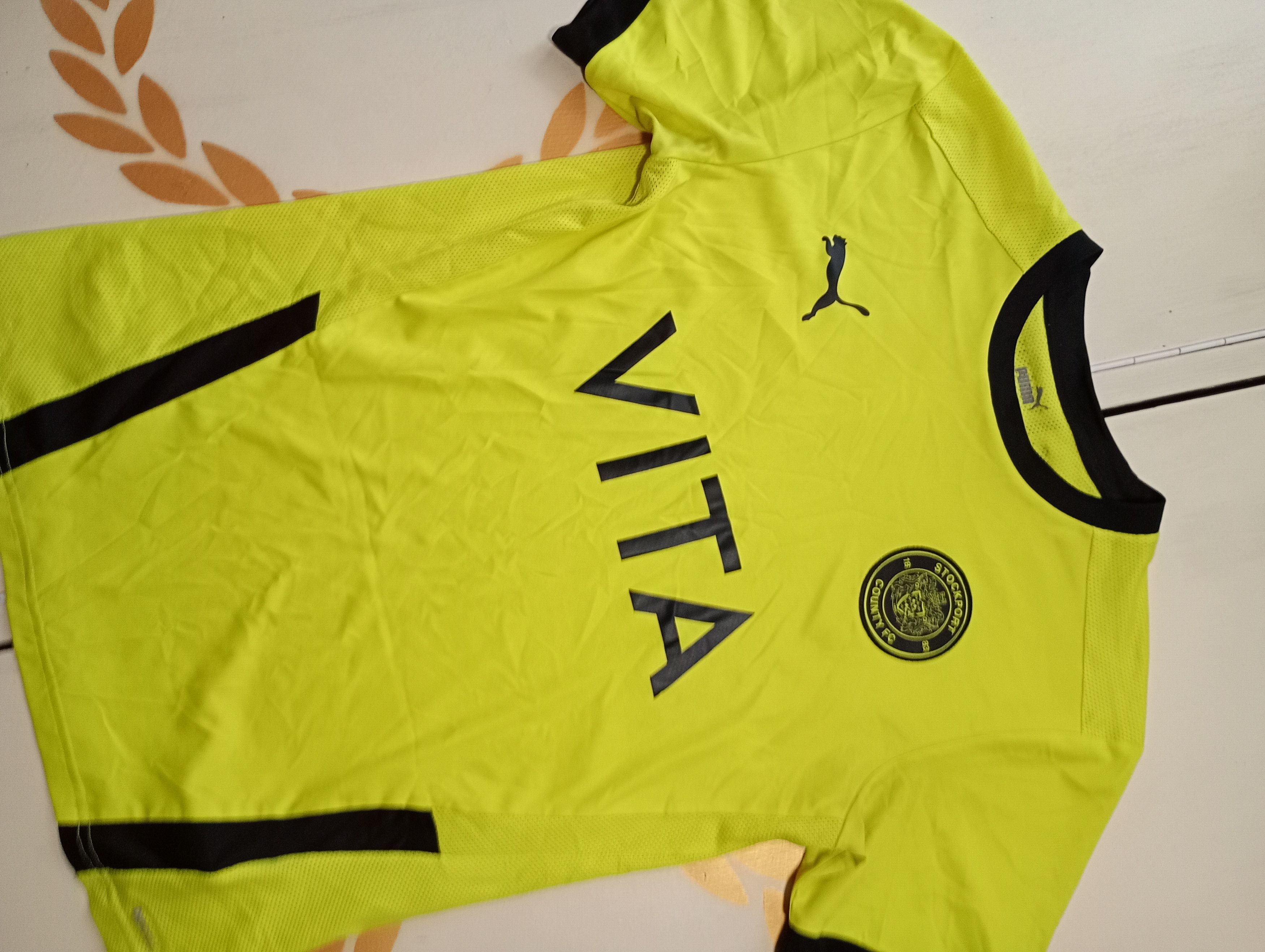 Puma Puma Stockport County FC Jersey 2020-2021 Size US M / EU 48-50 / 2 - 5 Thumbnail