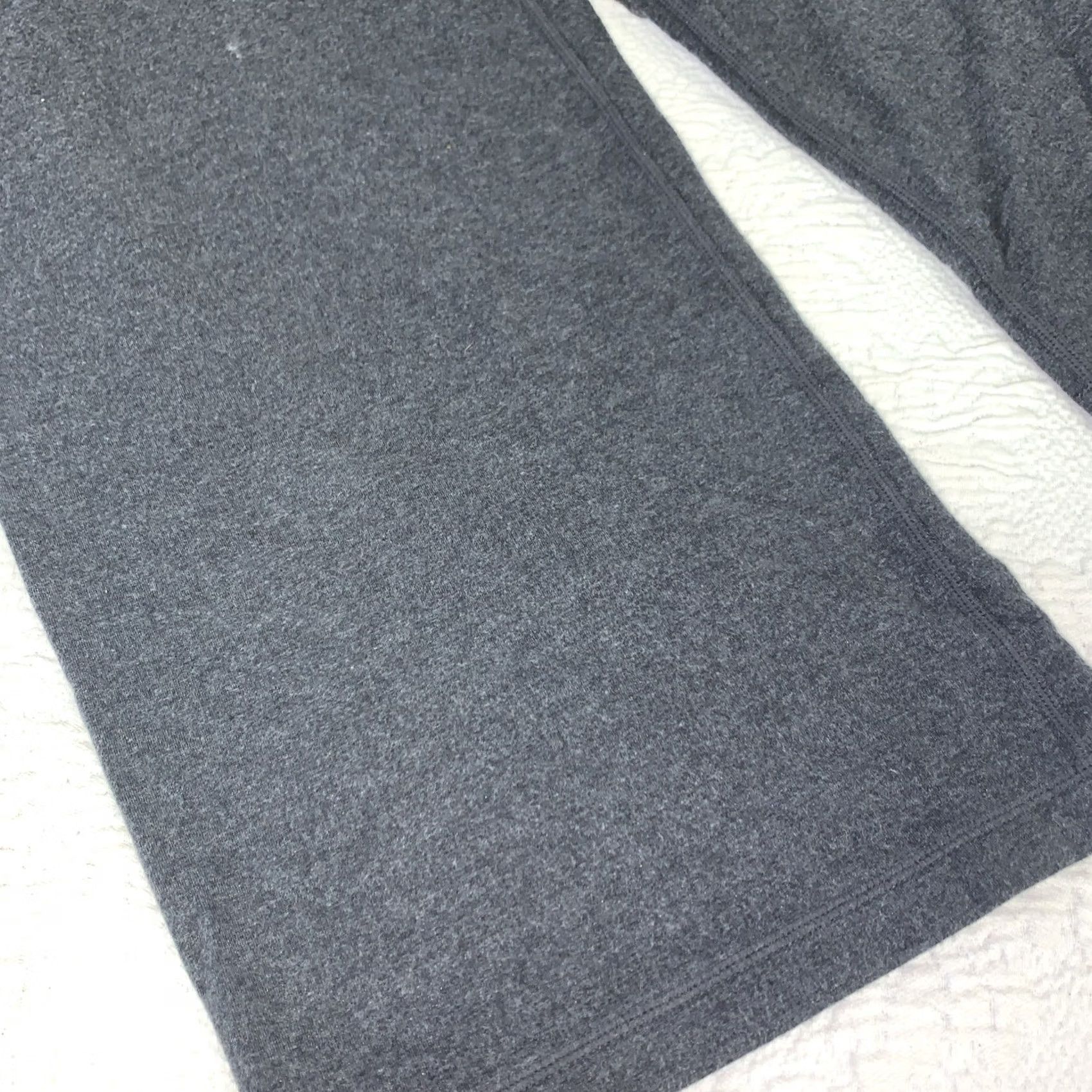 Lululemon Lululemon Pants Womens 12 Gray Women Cropped Wide Leg Yoga Size Reg SOFT Lounge Size 34" / US 12 / IT 48 - 3 Thumbnail