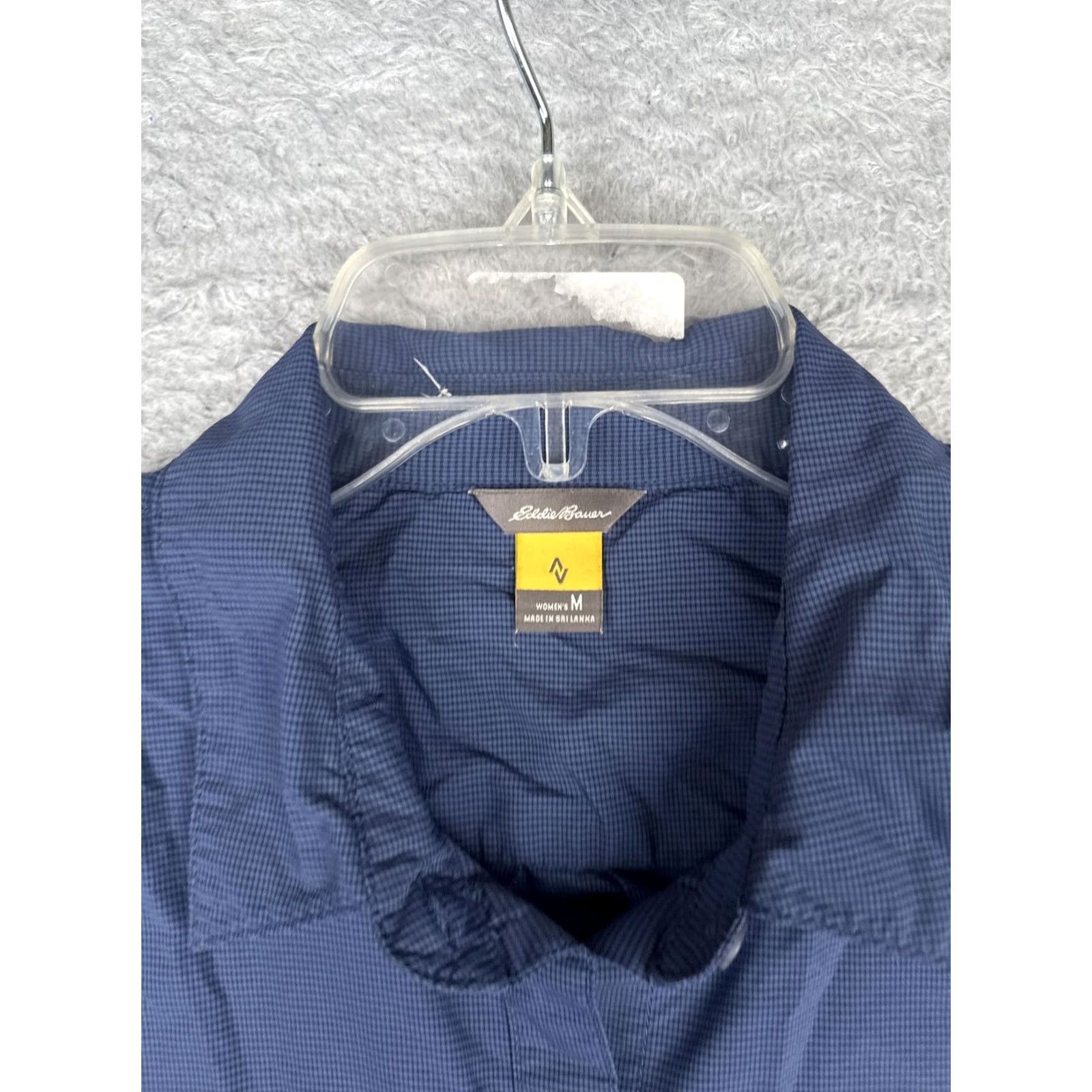 Eddie Bauer Eddie Bauer Shirt Womens Medium Blue Long Sleeve Button Front Hiking Outdoor Size M / US 6-8 / IT 42-44 - 7 Thumbnail