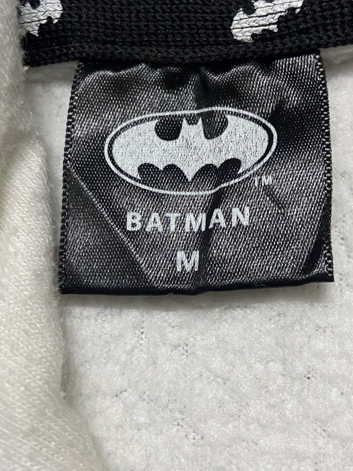 Anime × DC Comics Batman AOP Hoodie Sweatshirt Size US M / EU 48-50 / 2 - 4 Thumbnail
