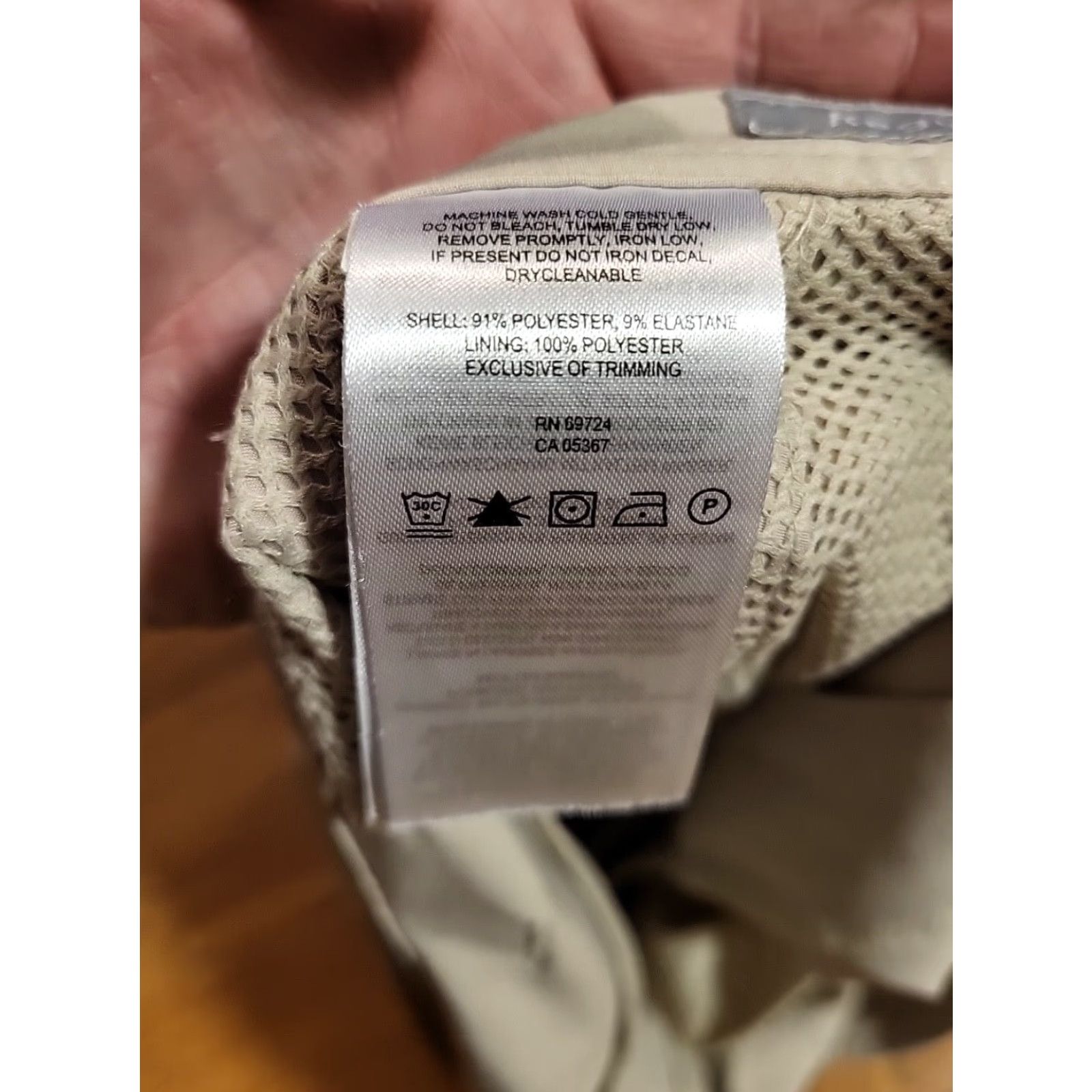 Vintage Columbia Beige Outdoor Shorts 36 Regular Men 10" Inseam Mint Condition Stretch Outdoors Size US 36 / EU 52 - 7 Thumbnail