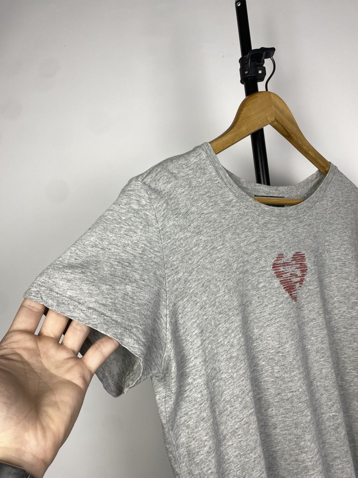 Designer × Diesel × Japanese Brand Vintage Luxury Diesel Logo Heart Japanese T-Shirt Size M / US 6-8 / IT 42-44 - 3 Thumbnail