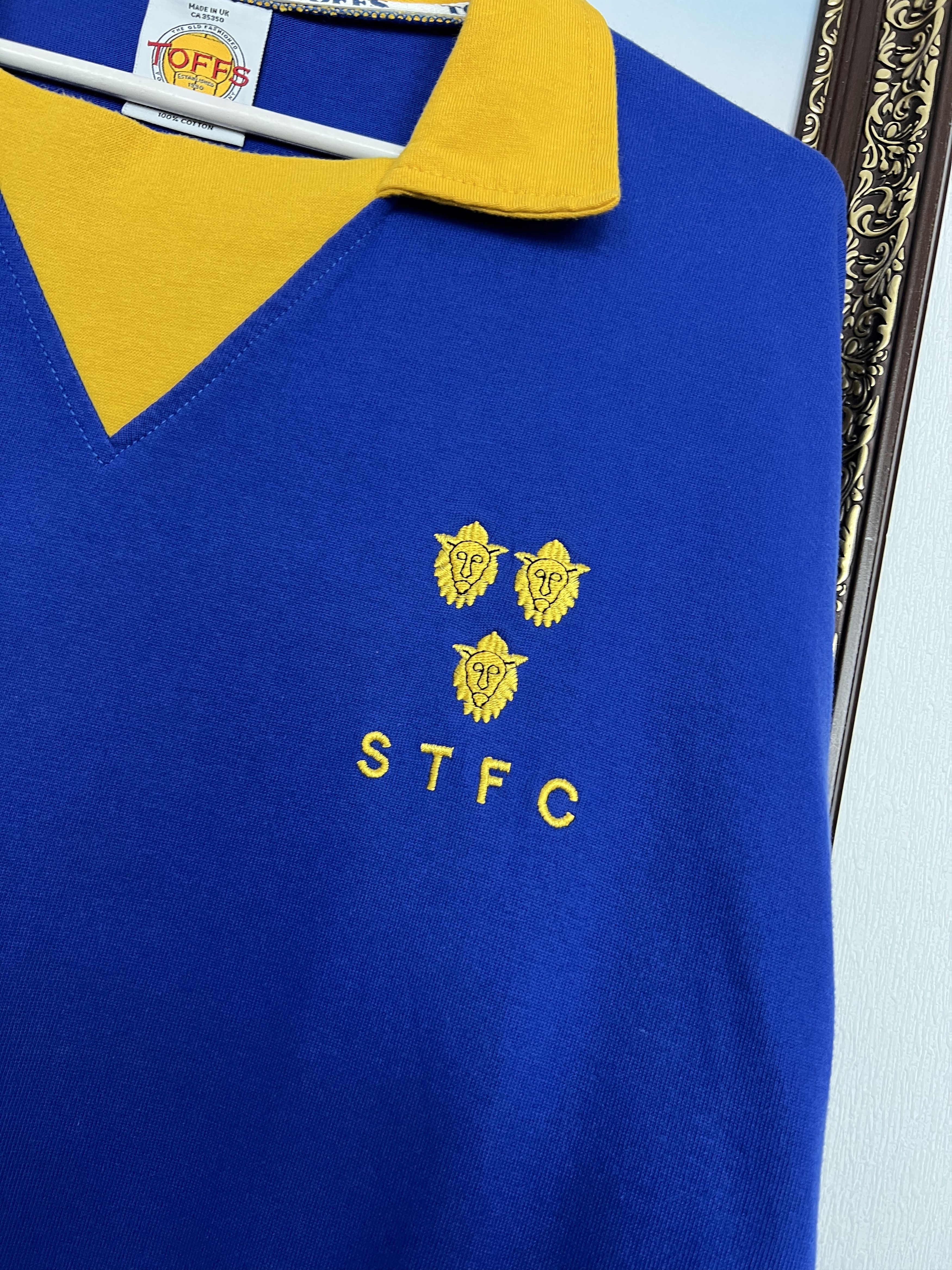 Toffs Shrewsbury Town 1970 -1977 Retro Football Shirt Toffs Size US L / EU 52-54 / 3 - 4 Thumbnail