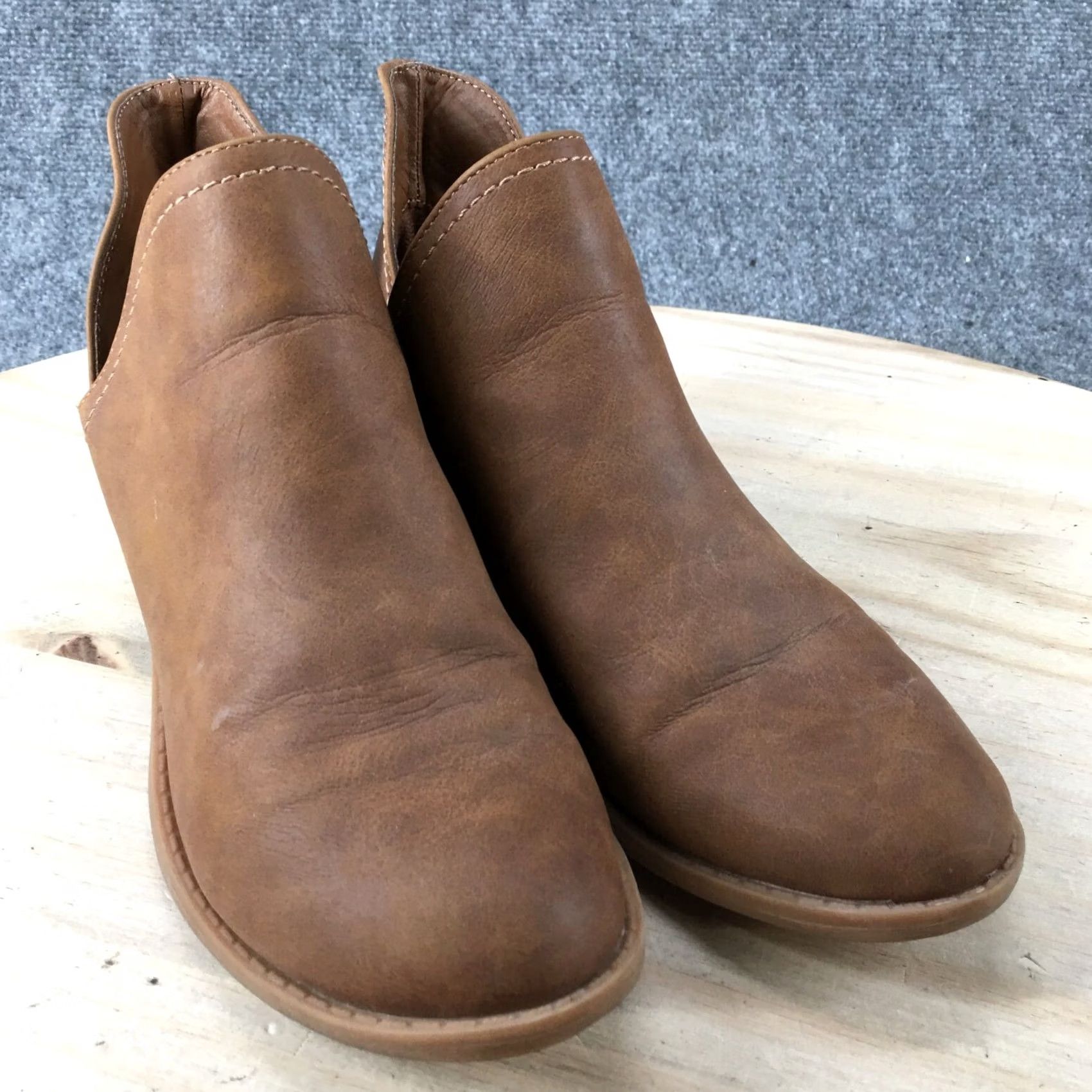 Vintage Universal Thread Boots Womens 6.5 Ankle Booties Brown Faux Leather Pull On Boots Size US 7 / IT 37 - 3 Thumbnail