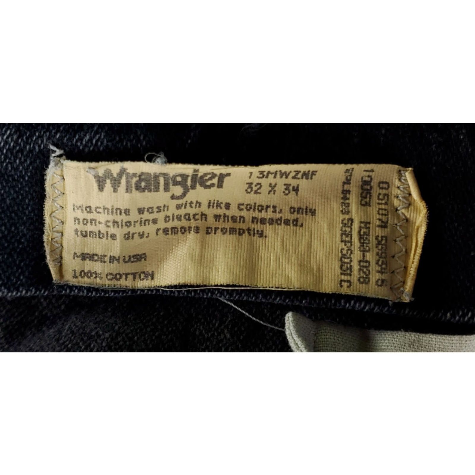 Wrangler VINTAGE Wrangler 13MWZ Jeans Mens 31x34 Black Acid Wash Denim Straight 70s 80s VTG Wrangler 32x34 Actual Mens Size US 31 - 6 Thumbnail