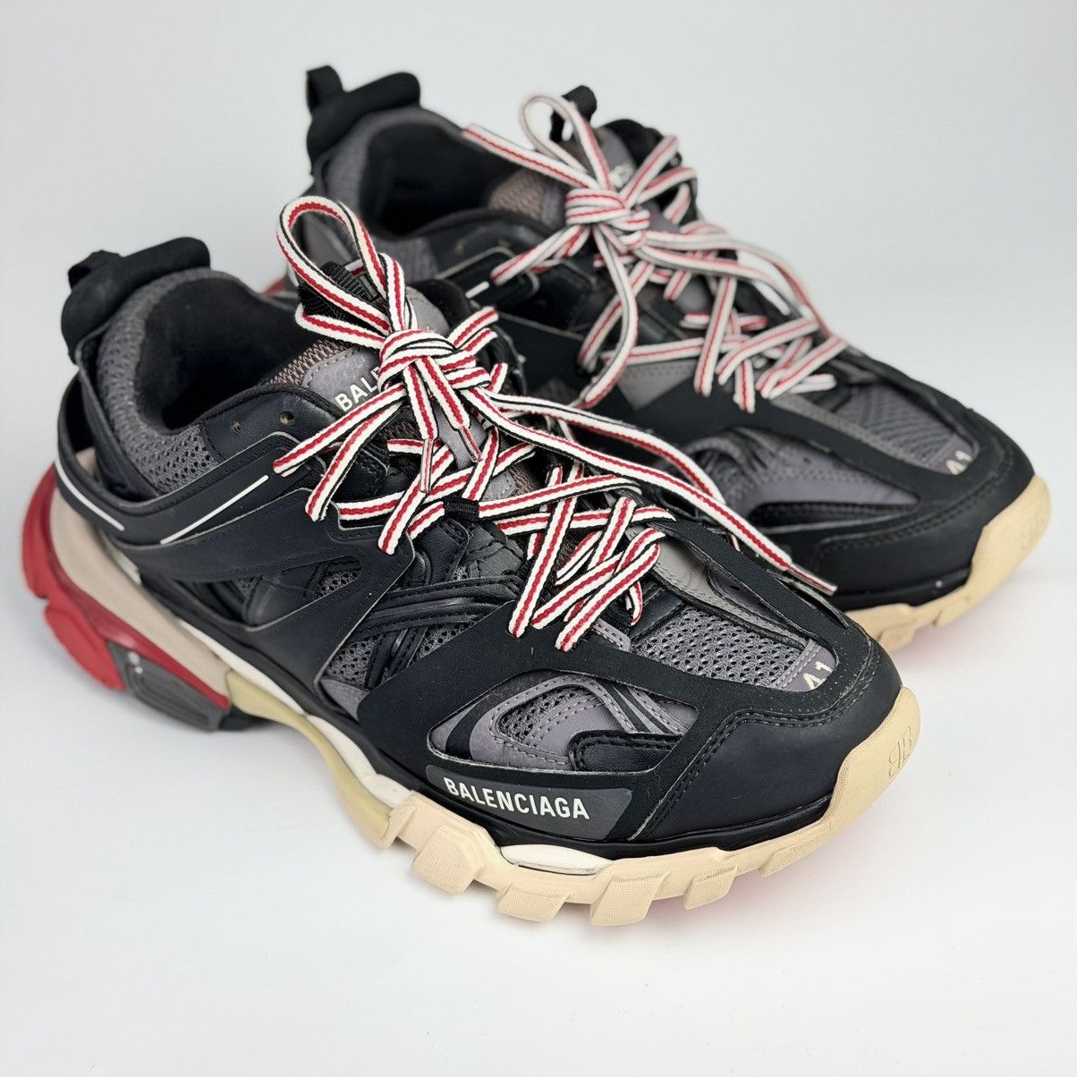 Balenciaga Balenciaga Track Bred Sneakers Size US 8 / EU 41 - 1 Thumbnail