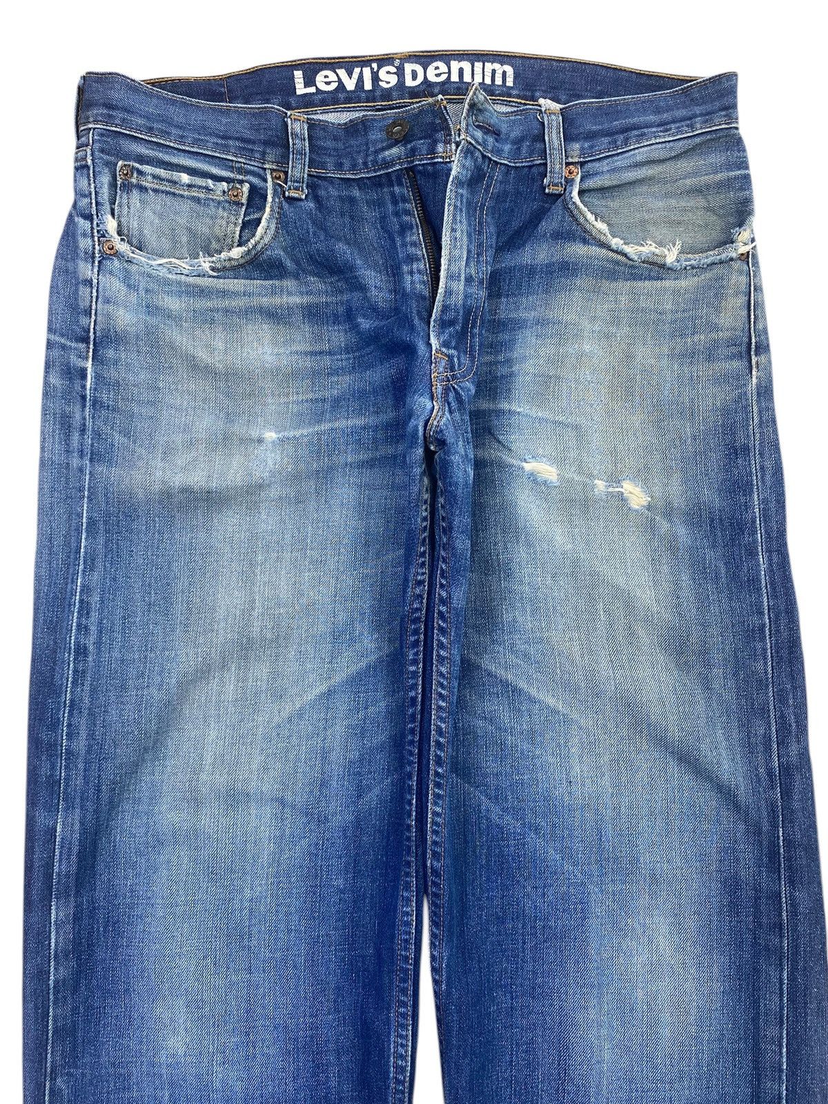 Levi's Vintage Levi’s Faded Wash Ripped Style Baggy Jeans Size US 34 / EU 50 - 2 Thumbnail