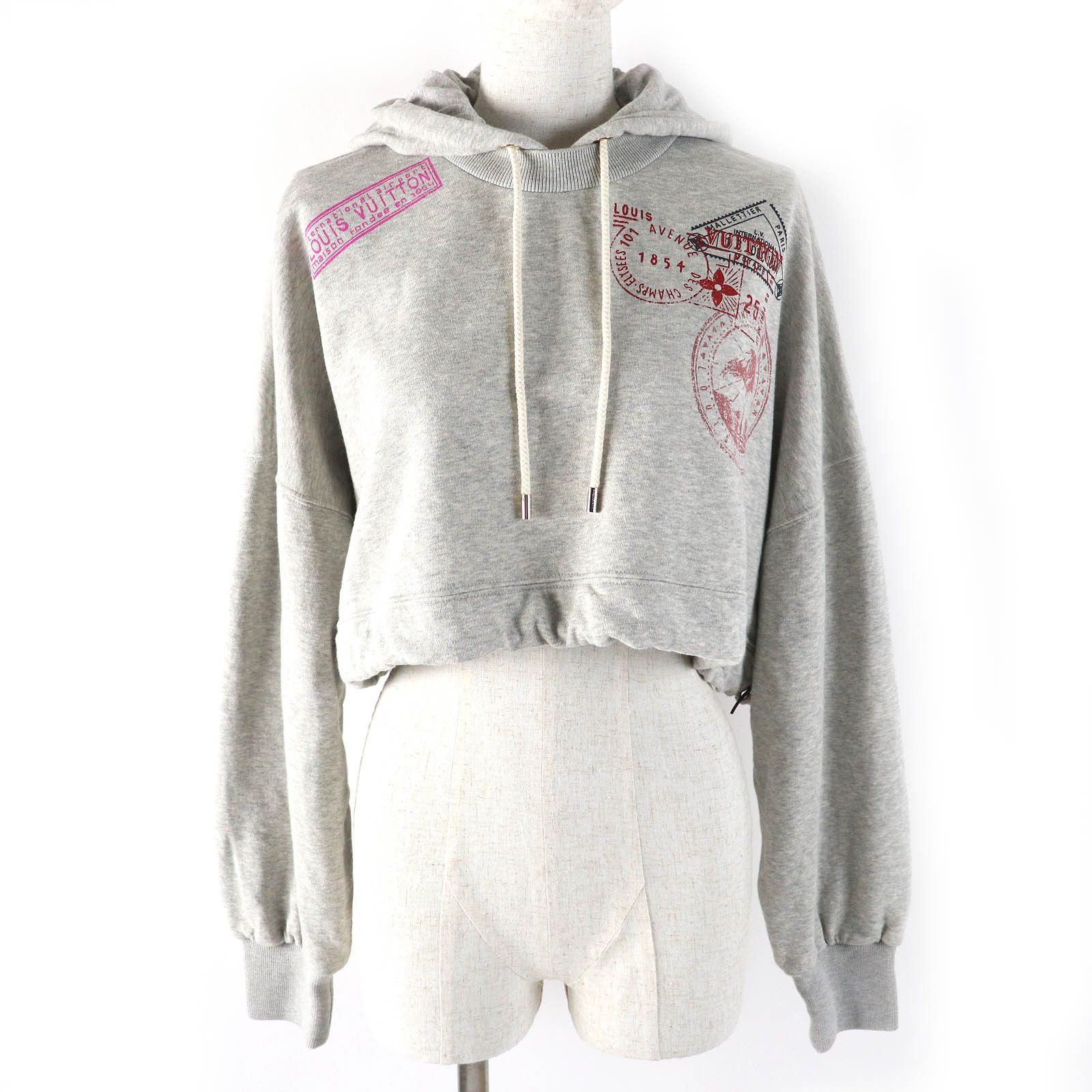 Louis Vuitton Louis Vuitton Louis Vuitton Flight mode Travel Stamp Crop Hoodie Cotton Hoodie Cotton Sweatshirts & Hoodies Size ONE SIZE - 1 Thumbnail