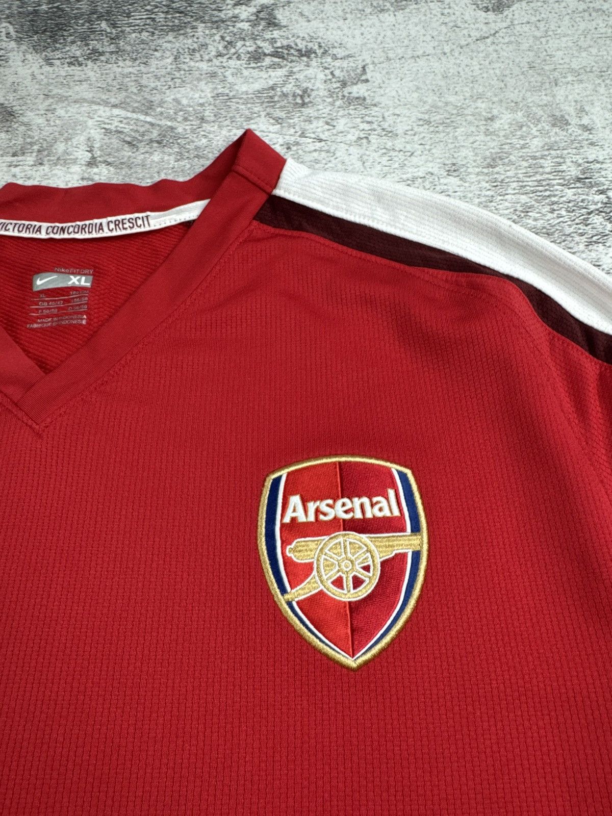 Nike Vintage Arsenal London Nike Red 2008/2010 Soccer Football XL T Shirt Jersey Kit Size US XL / EU 56 / 4 - 9 Thumbnail
