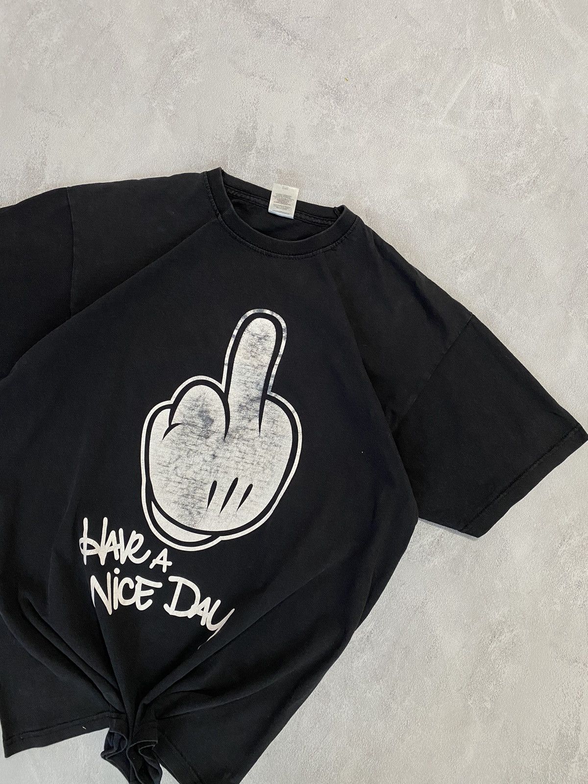 Band Tees 🖕 Vintage T Shirt Humor Tee Have a nice day Band Rock Size US L / EU 52-54 / 3 - 3 Thumbnail