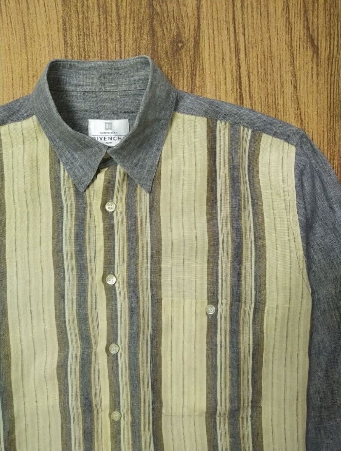 Givenchy Vintage Givenchy Shirt Size US S / EU 44-46 / 1 - 2 Thumbnail