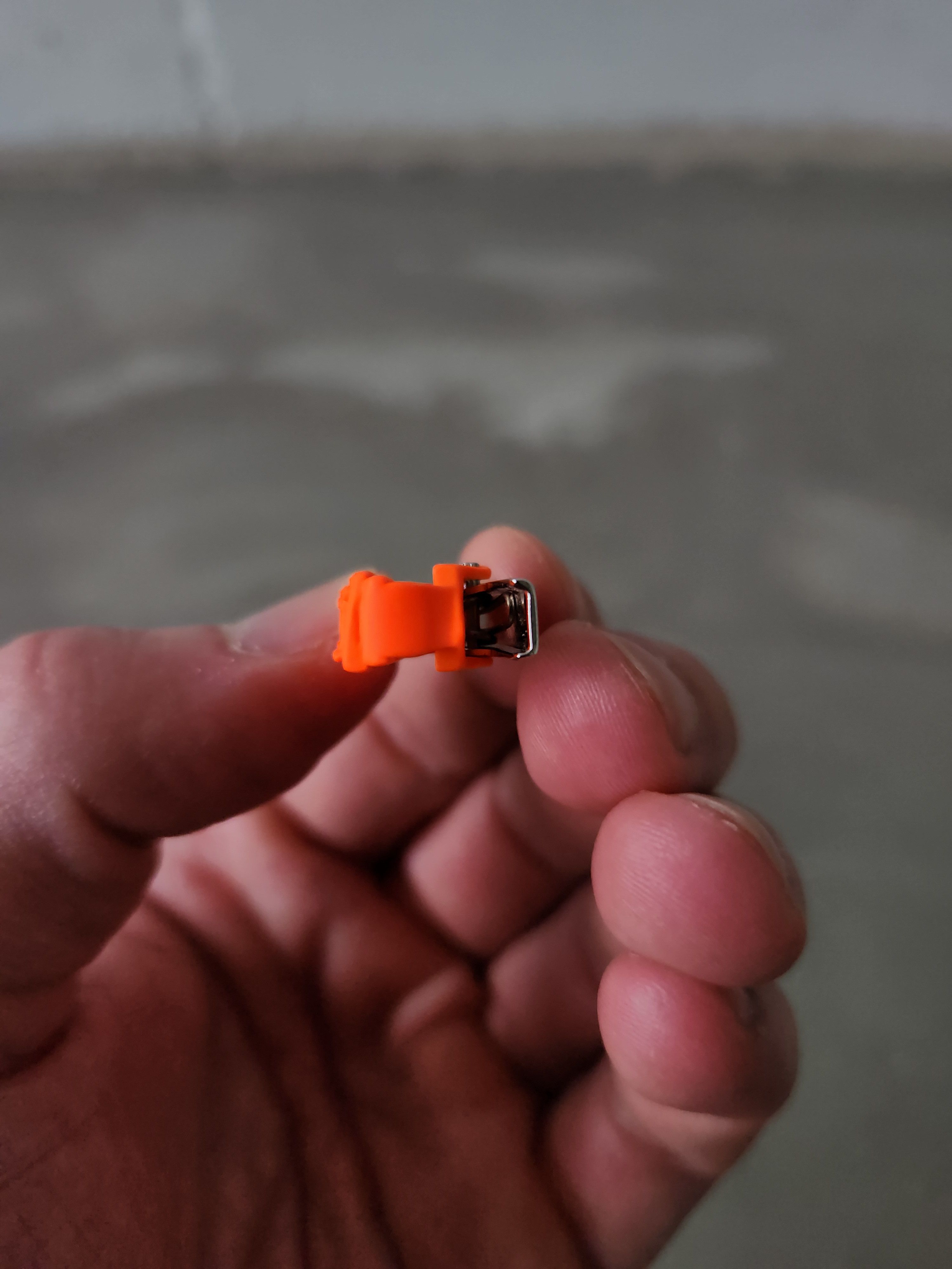 Louis Vuitton LV orange staff tie clip pin Size ONE SIZE - 4 Thumbnail