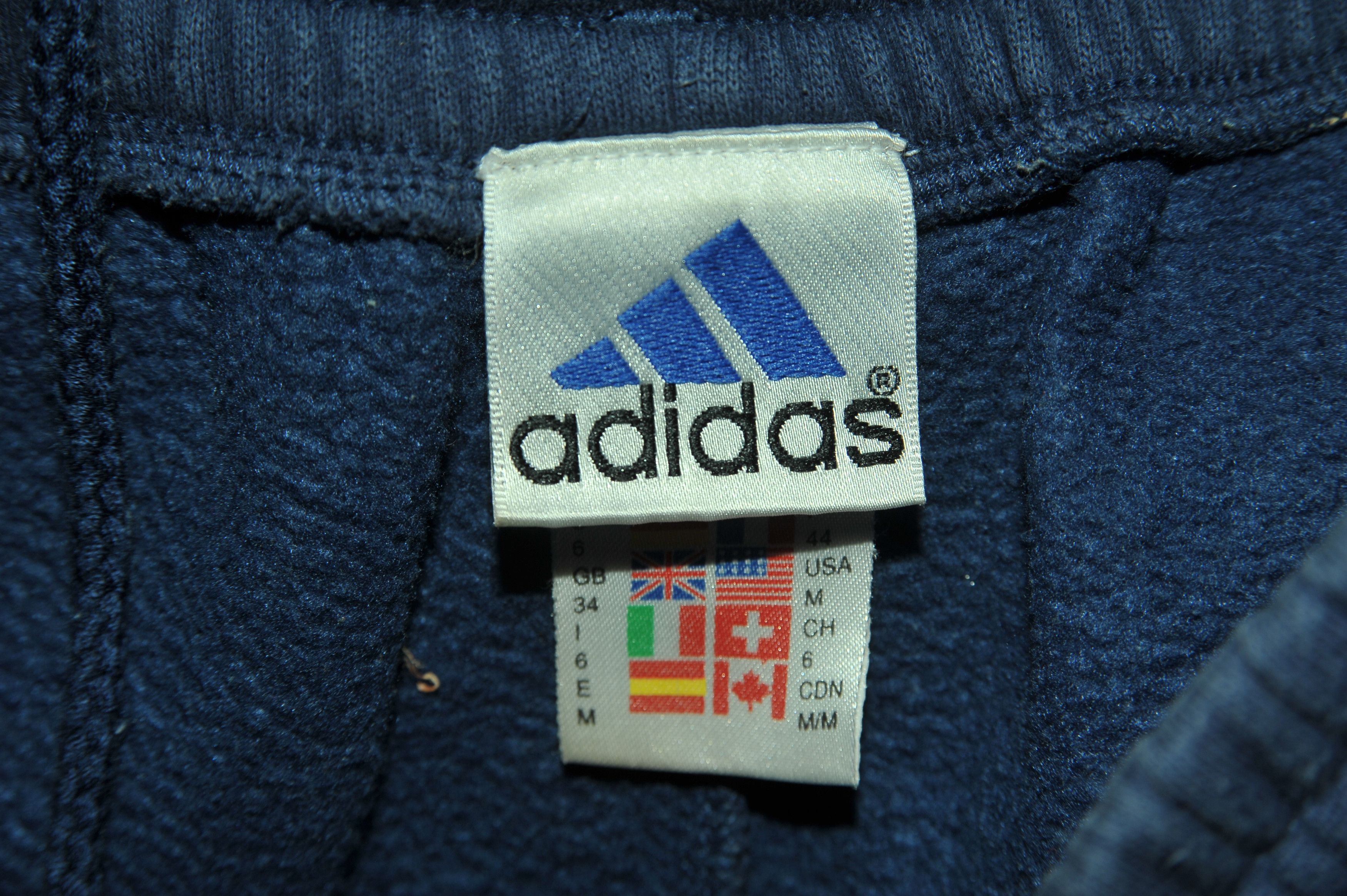 Other Vintage 90s Real Madrid Shorts Size US 34 / EU 50 - 3 Thumbnail