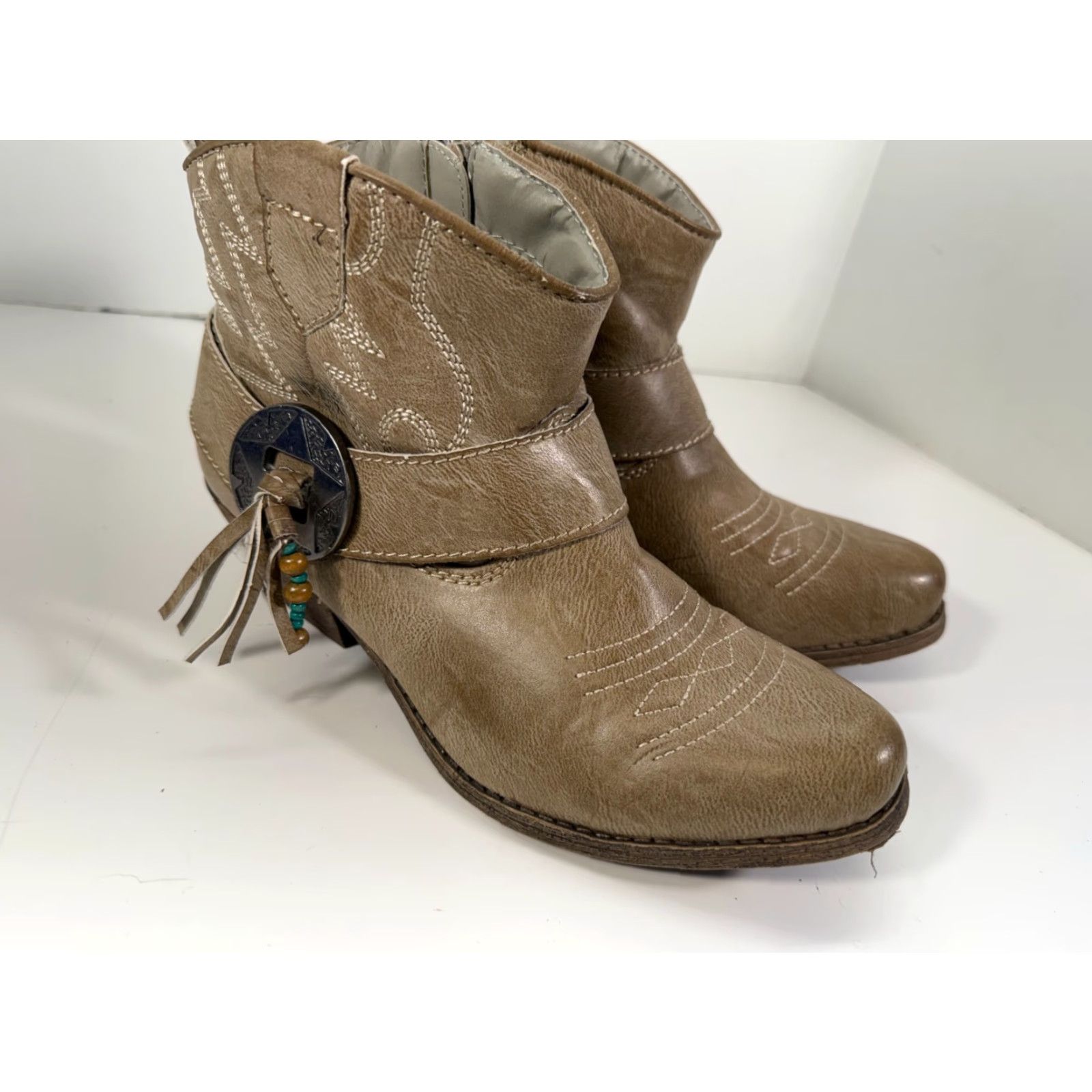 Vintage Big Buddha Western Ankle Bootie Womens 8M Brown Cowgirl Beaded Tassel Embroidered Details Size US 8 / IT 38 - 2 Thumbnail