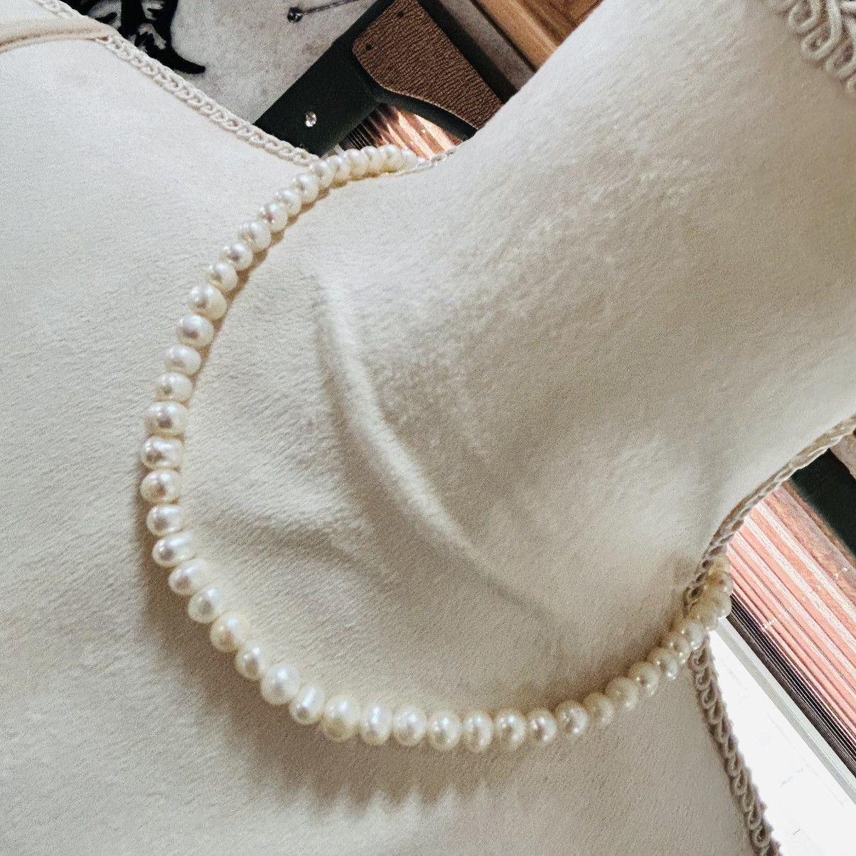 Handmade Handcrafted elegant classy white genuine pearl necklace Size ONE SIZE - 1 Thumbnail