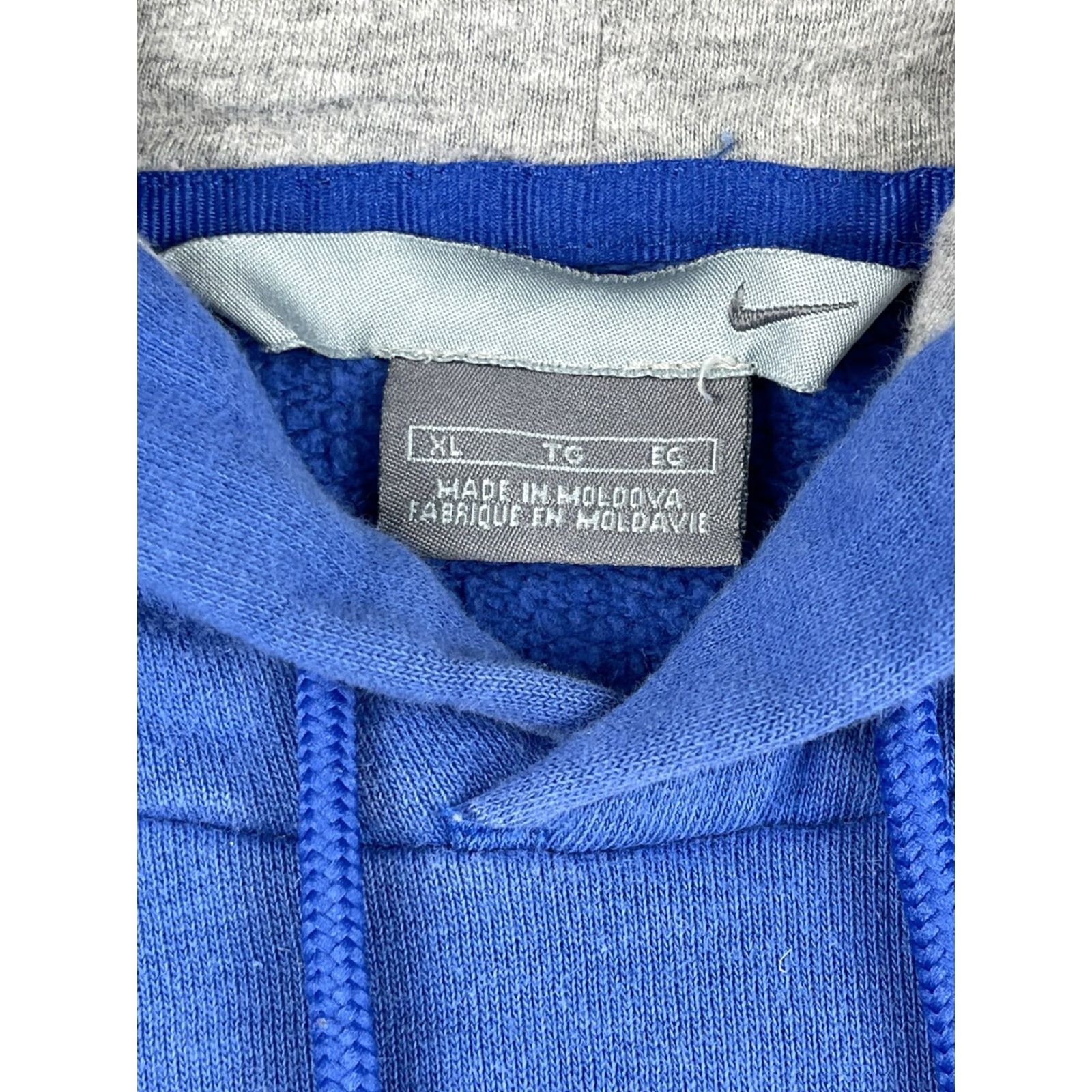 Nike VINTAGE Nike Hoodie XL Blue Pullover Swoosh Long Sleeve Mens Size US XL / EU 56 / 4 - 3 Thumbnail