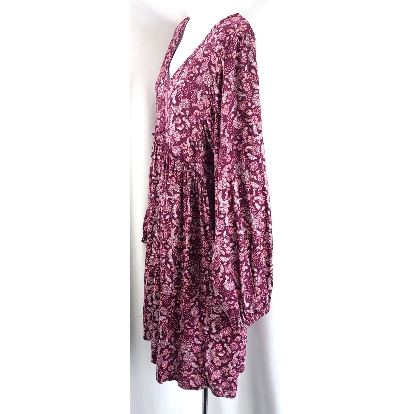 Old Navy Old Navy Prairie Dress L Magenta Floral Balloon Sleeve Ruffle Boho Peasant Hippie Dress Size L / US 10 / IT 46 - 2 Thumbnail