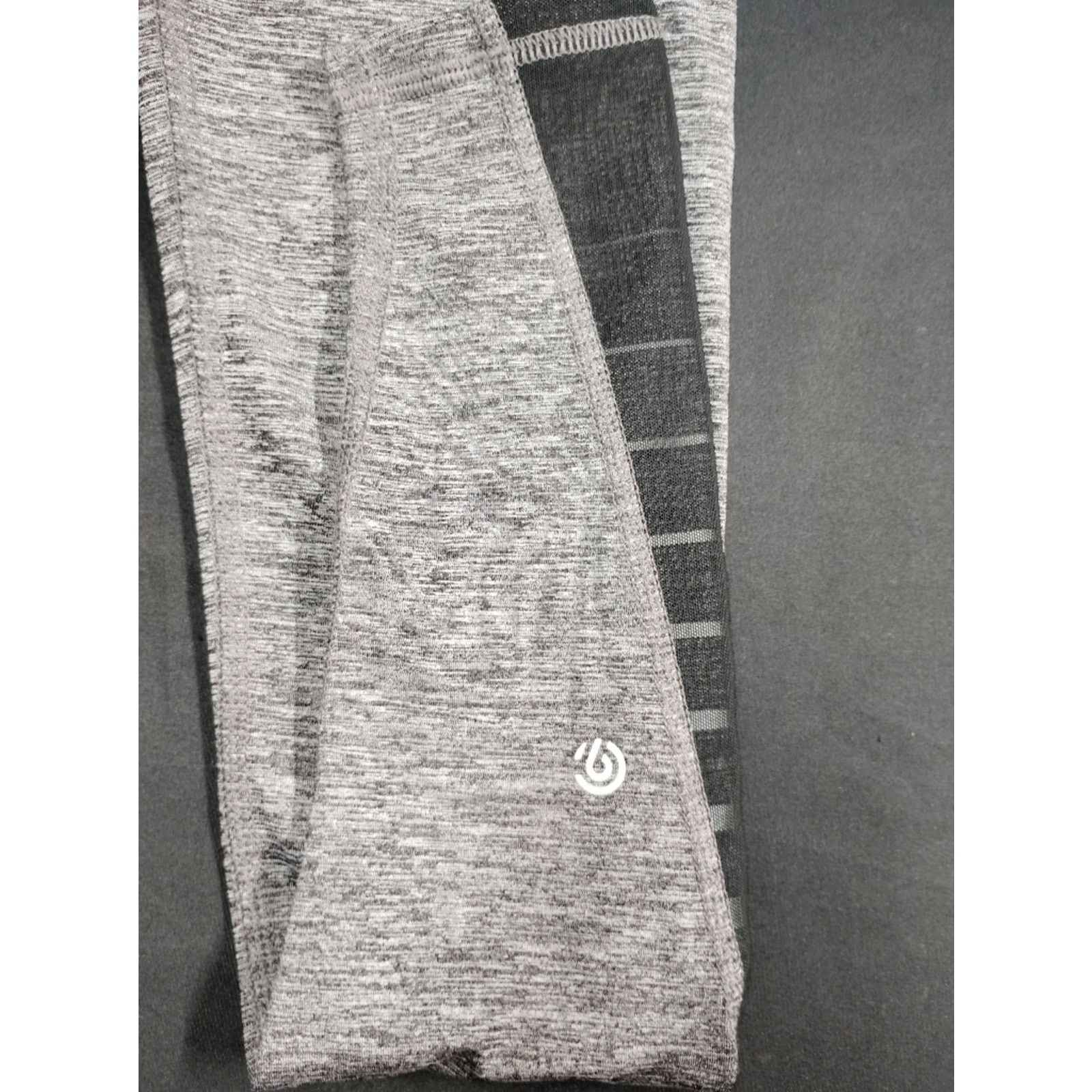 Champion Champion Gray Heather Leggings with Black Contrast Panels Size 22" - 3 Thumbnail
