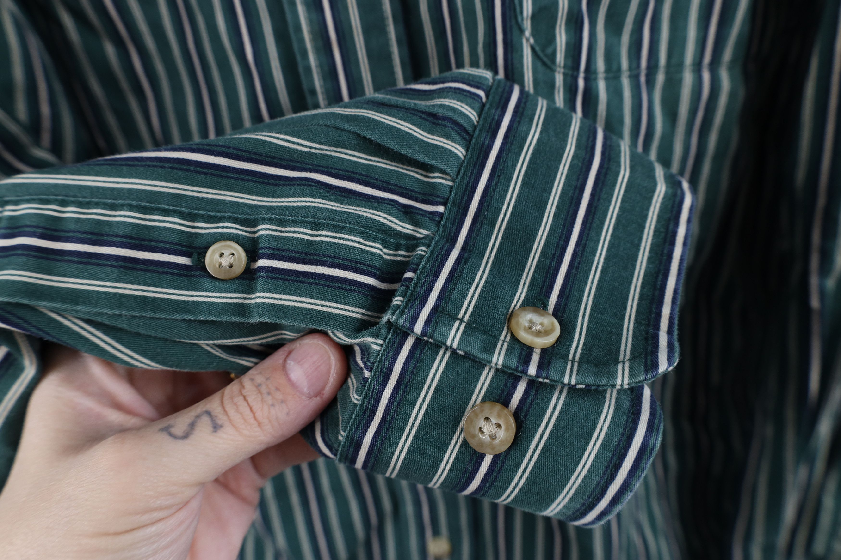 Vintage Vintage 90s Y2K Streetwear Heavy Collared Button Down Shirt Size US XXL / EU 58 / 5 - 5 Thumbnail