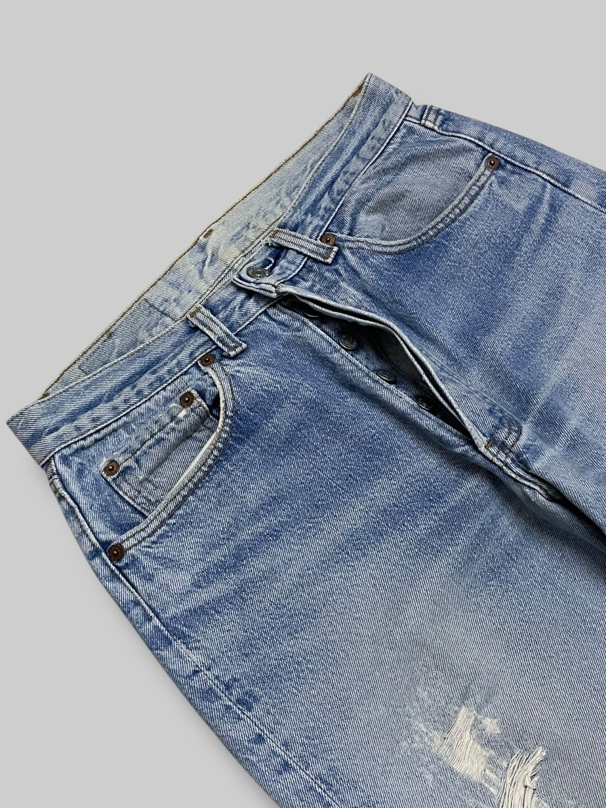 Levi's Vintage Clothing Vintage Og 1990s Original Levis 501 Distressed Clean Denim Size US 29 - 8 Thumbnail