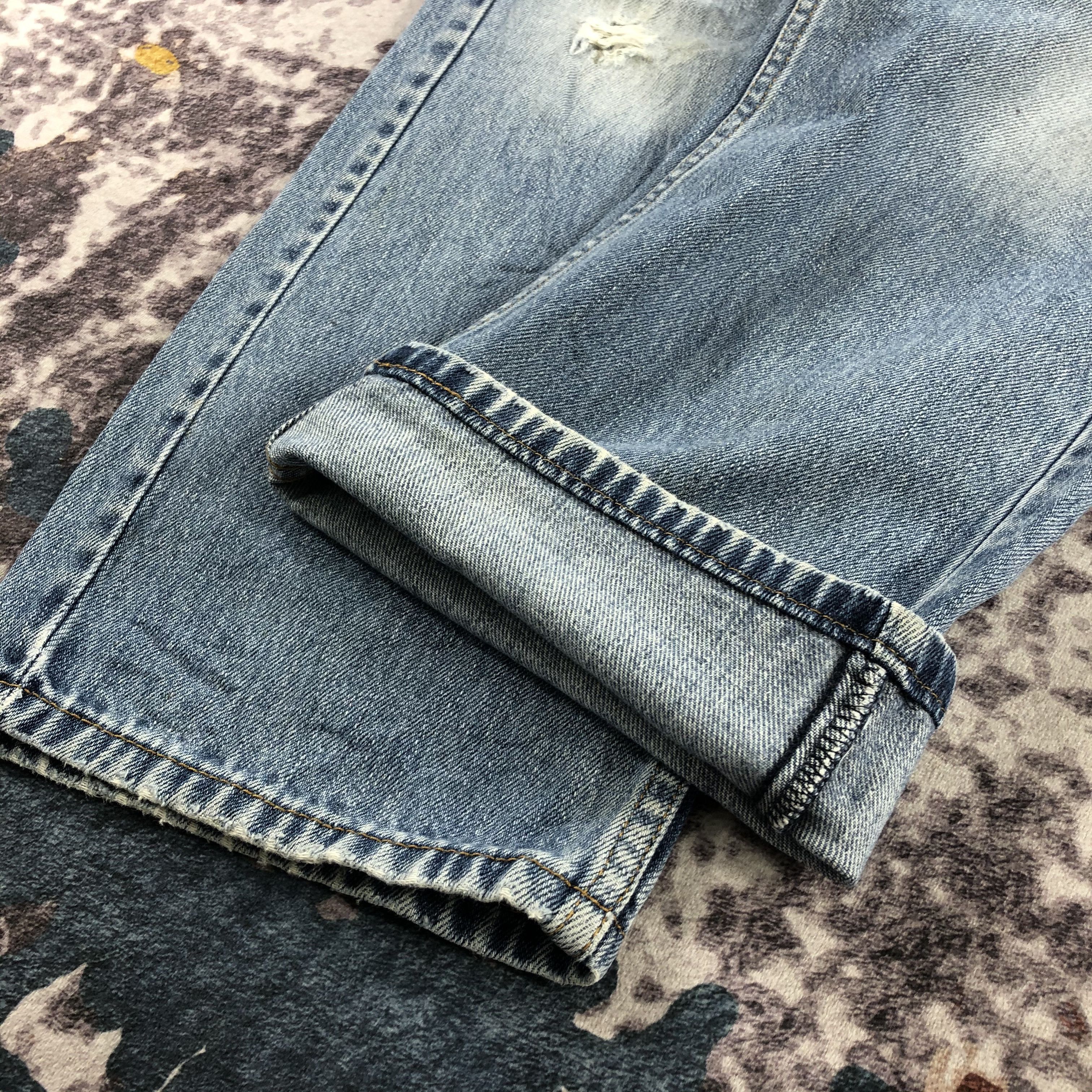 Levi's × Vintage Vintage Blue Wash Levis 505 Jeans-JM2405 Size US 35 - 7 Thumbnail