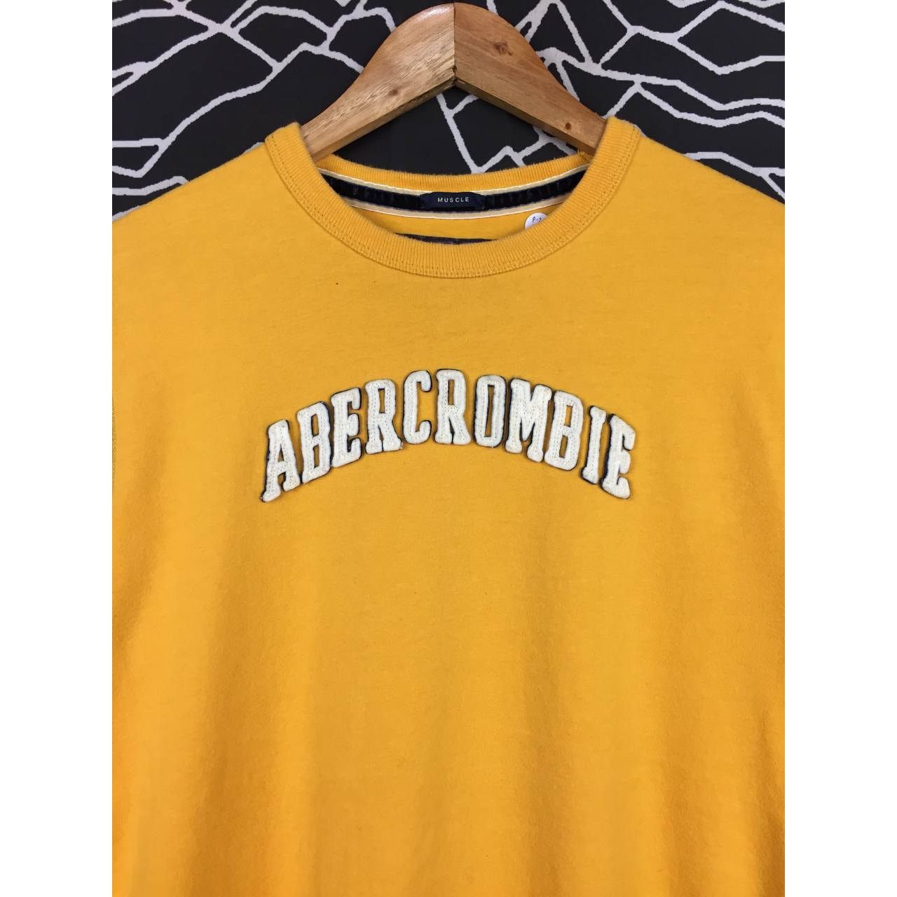 Abercrombie & Fitch Abercrombie & Fitch Embroidered Logo Long Sleeve Tee Size US M / EU 48-50 / 2 - 3 Thumbnail