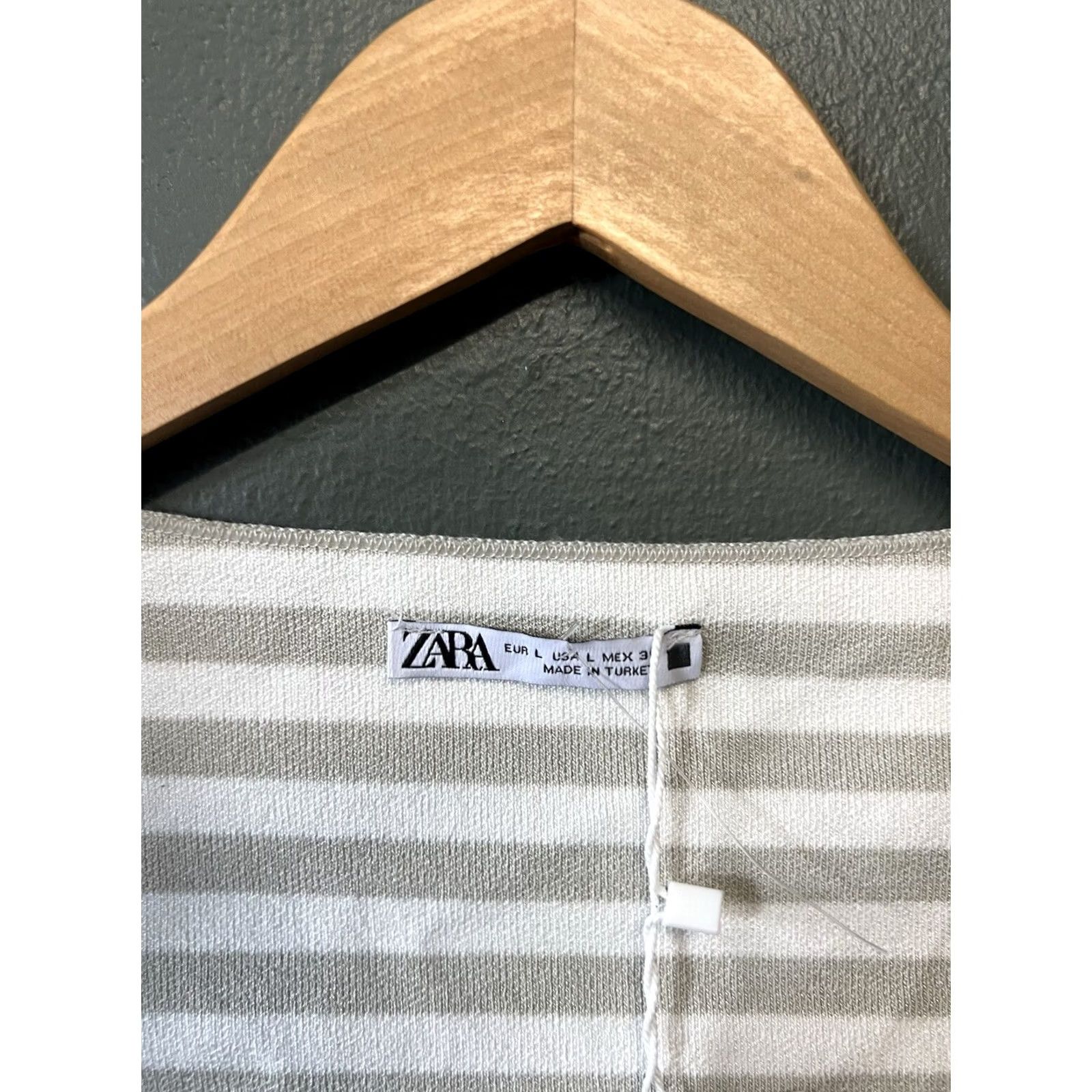 Zara Zara T-Shirt Women Short Sleeve Cropped Striped Green L NWT Size L / US 10 / IT 46 - 3 Thumbnail
