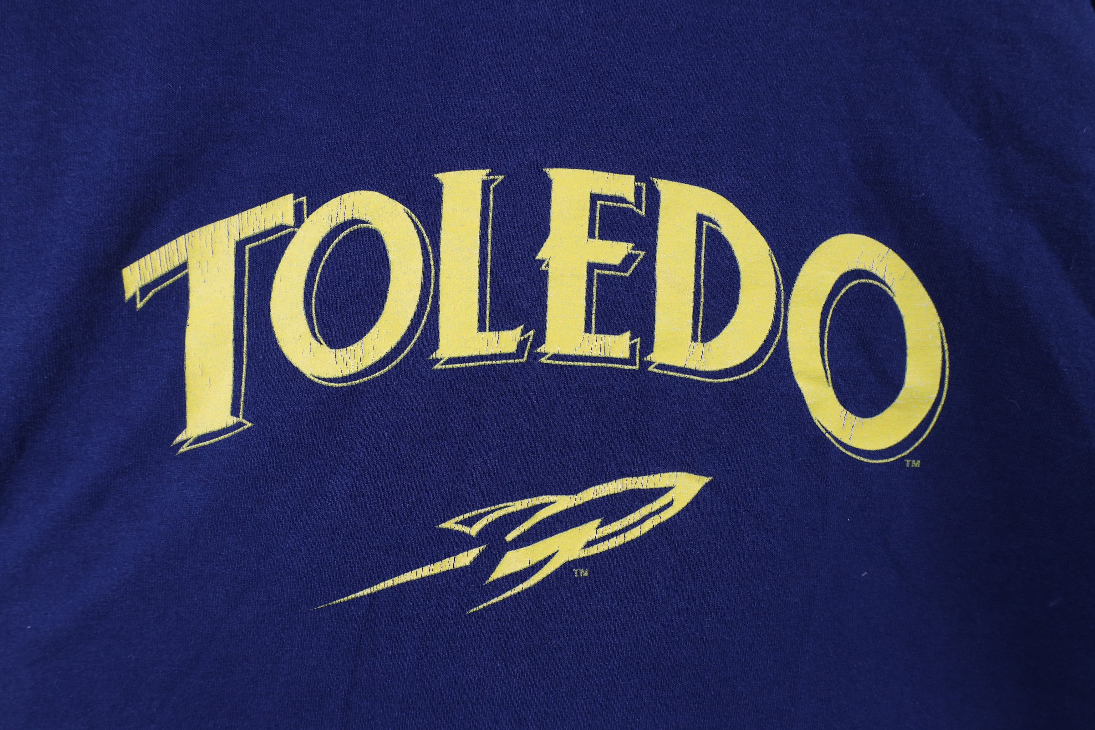 Vintage Vintage 90s University of Toledo Rockets Long Sleeve T-Shirt Size US L / EU 52-54 / 3 - 5 Thumbnail