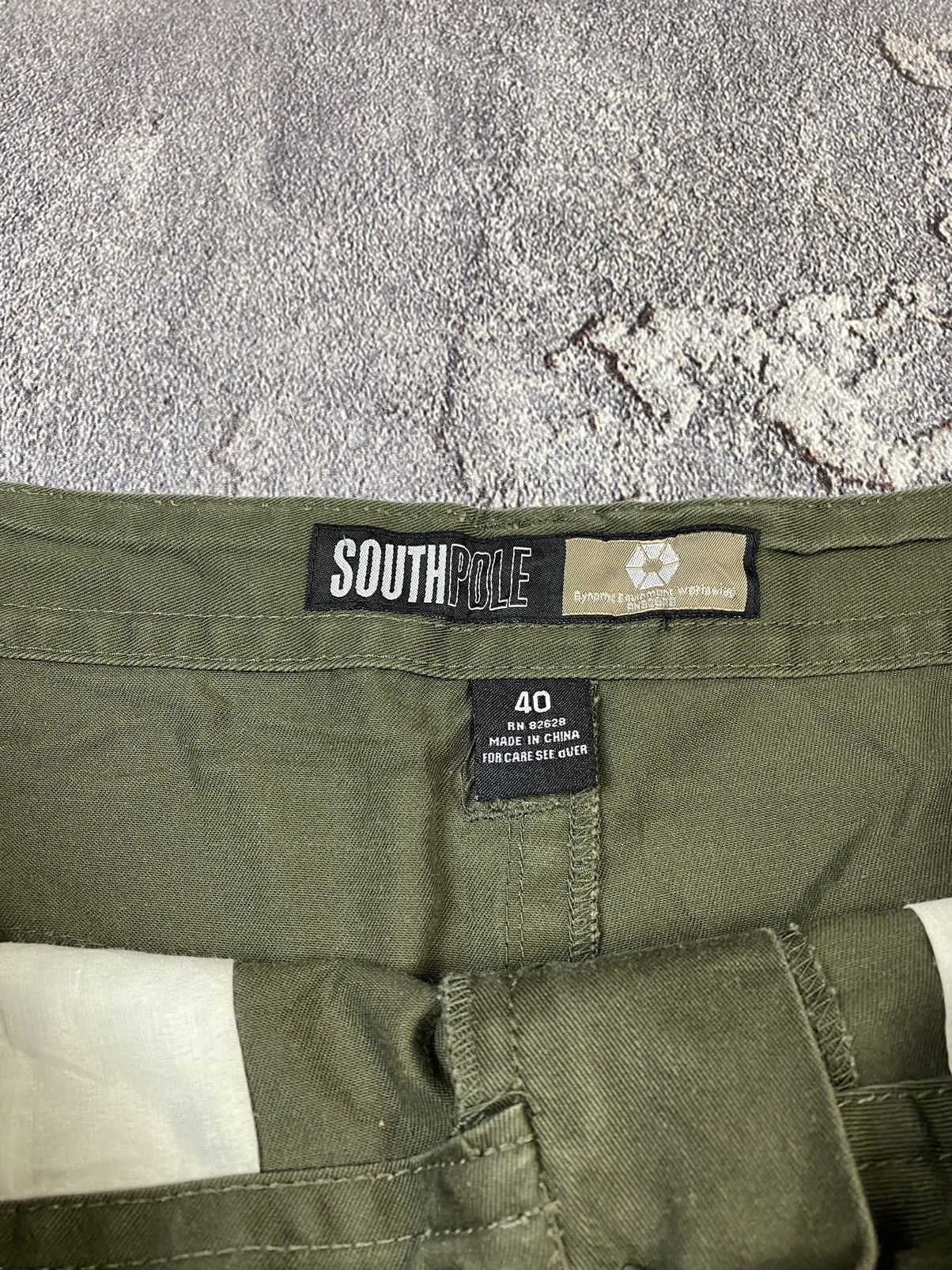 Southpole Y2K Southpole Baggy Khaki Cargo Shorts Rap 2000s Size US 40 / EU 56 - 4 Thumbnail