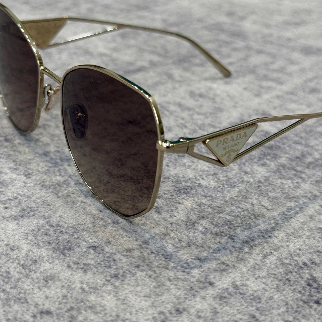 Prada Prada 57YS ZVN3D0 Pale Gold Brown Size ONE SIZE - 2 Thumbnail