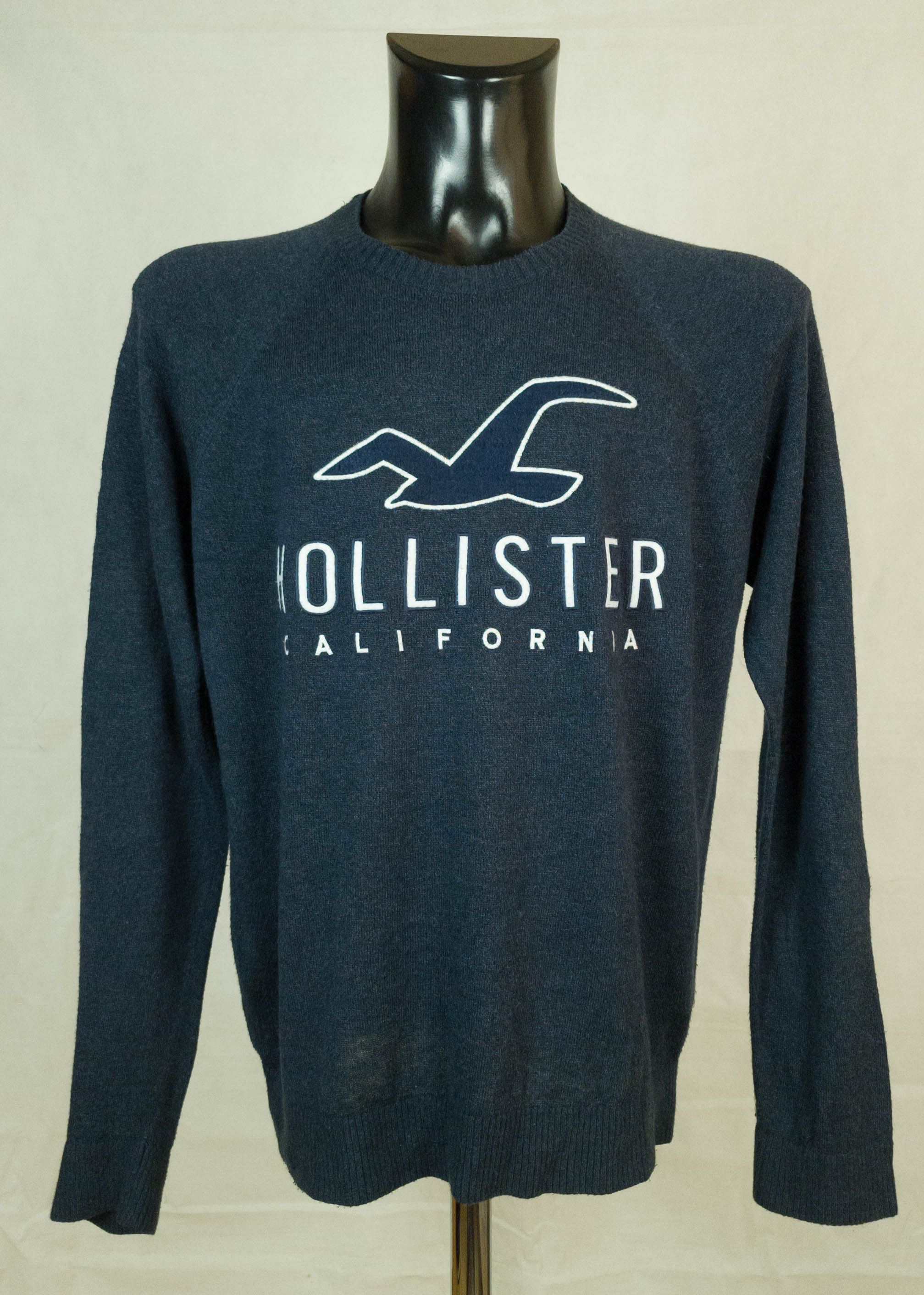 Hollister Hollister mens sweater size M-L ( LABEL M) gc Size US M / EU 48-50 / 2 - 1 Thumbnail