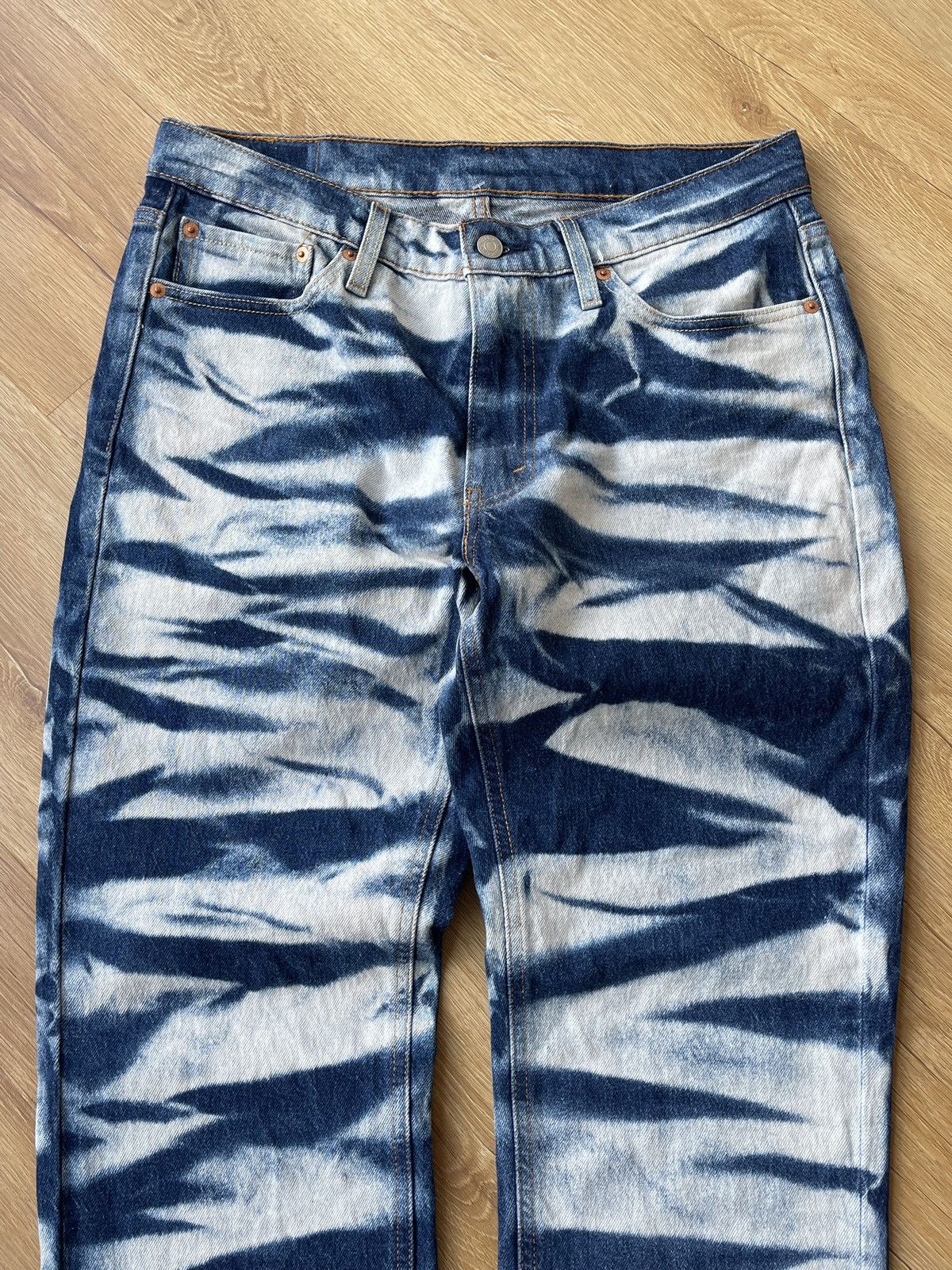 Levi's LEVI'S 541 Athletic Taper Acid Wash Bleached Tiger Denim Size US 32 / EU 48 - 9 Thumbnail